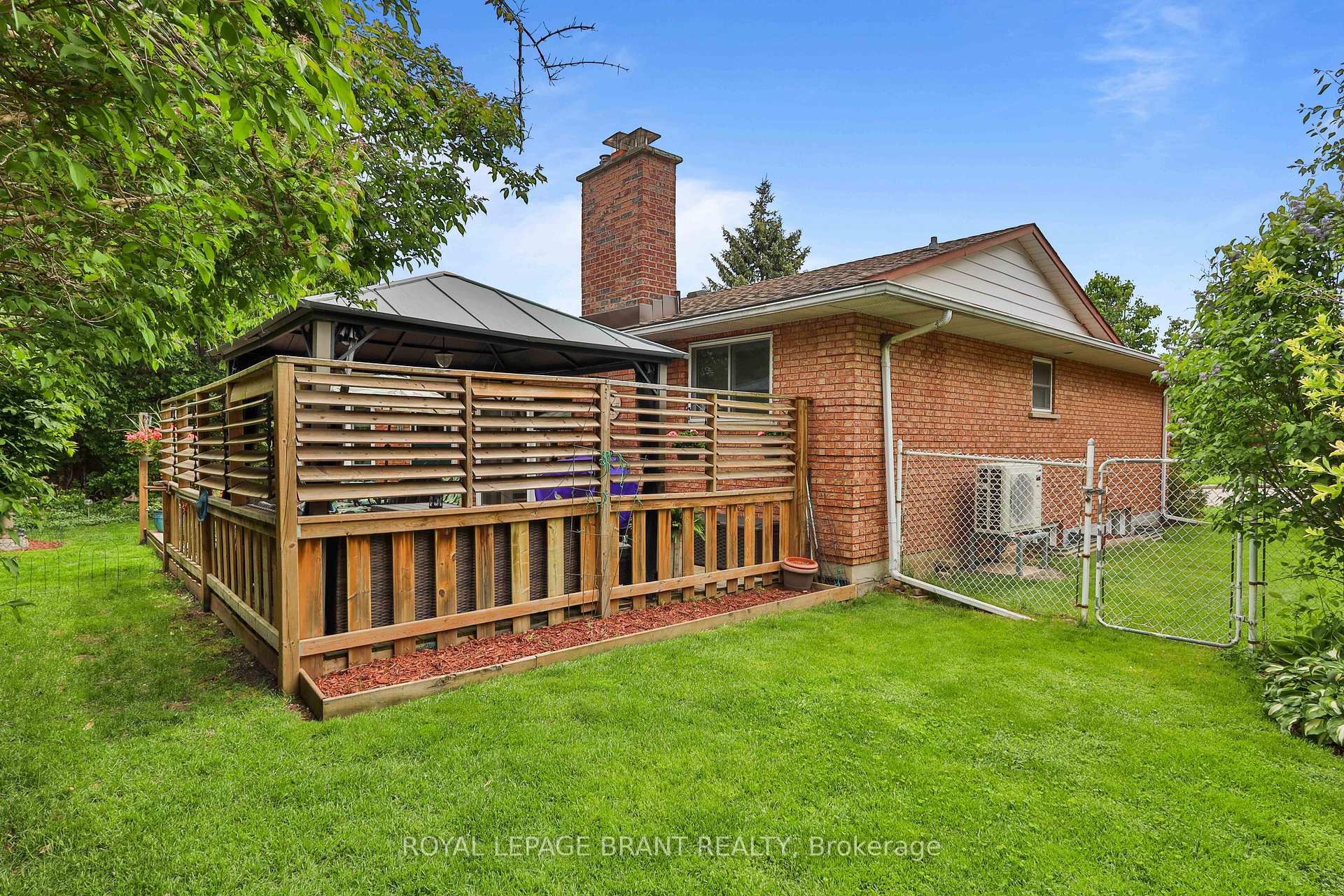 Photo 17 of 110 Albion Court, Kitchener — HOMEH