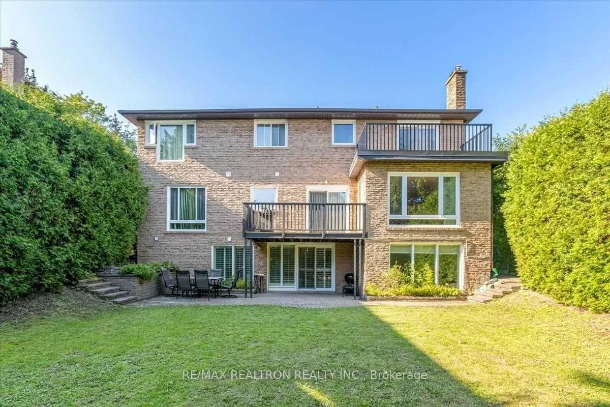 Photo 2 of Unit Lower, 8 Cedar Forest Drive, Markham, Royal Orchard — HOMEH