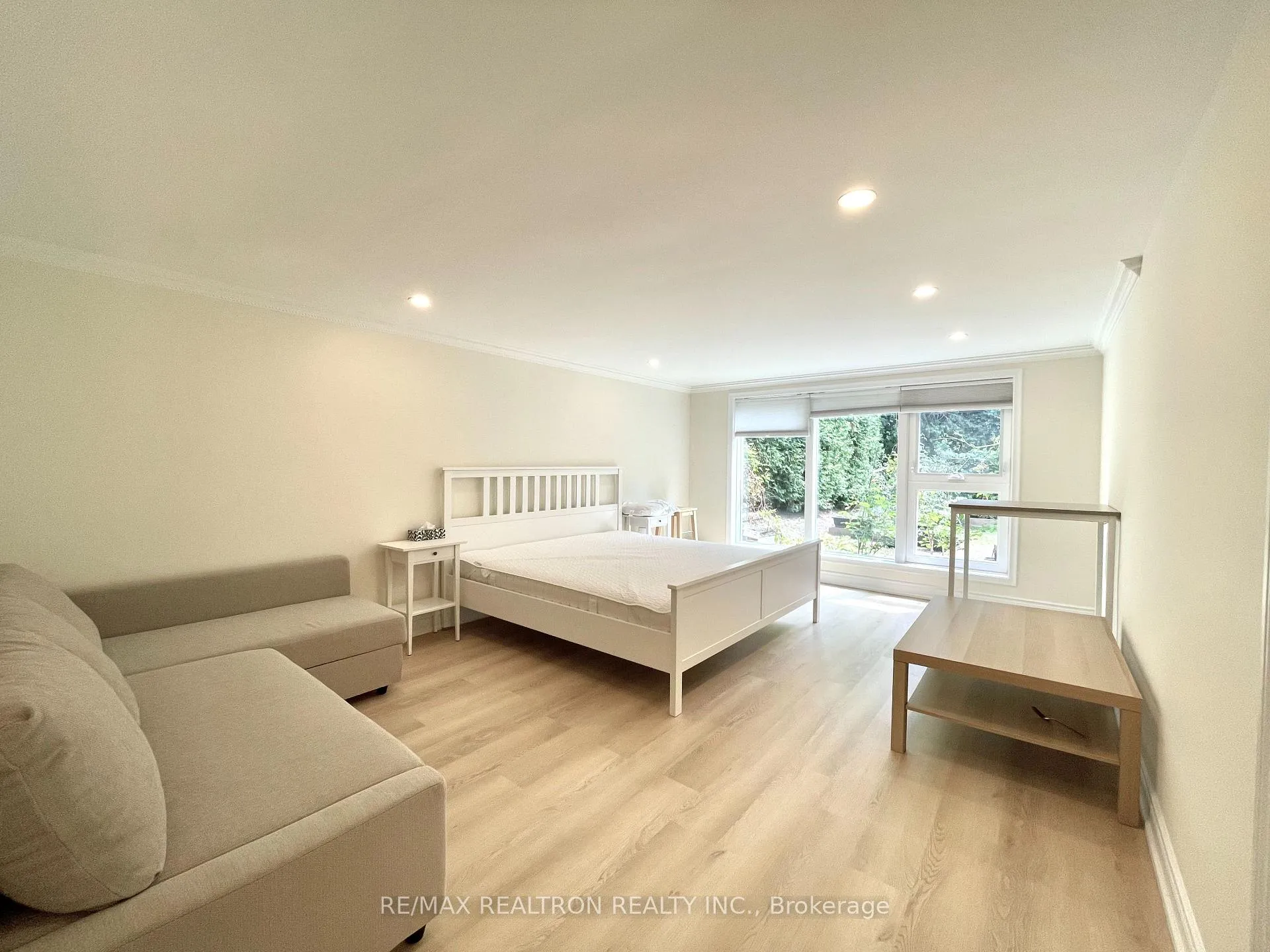 Photo 10 of Unit Lower, 8 Cedar Forest Drive, Markham, Royal Orchard — HOMEH