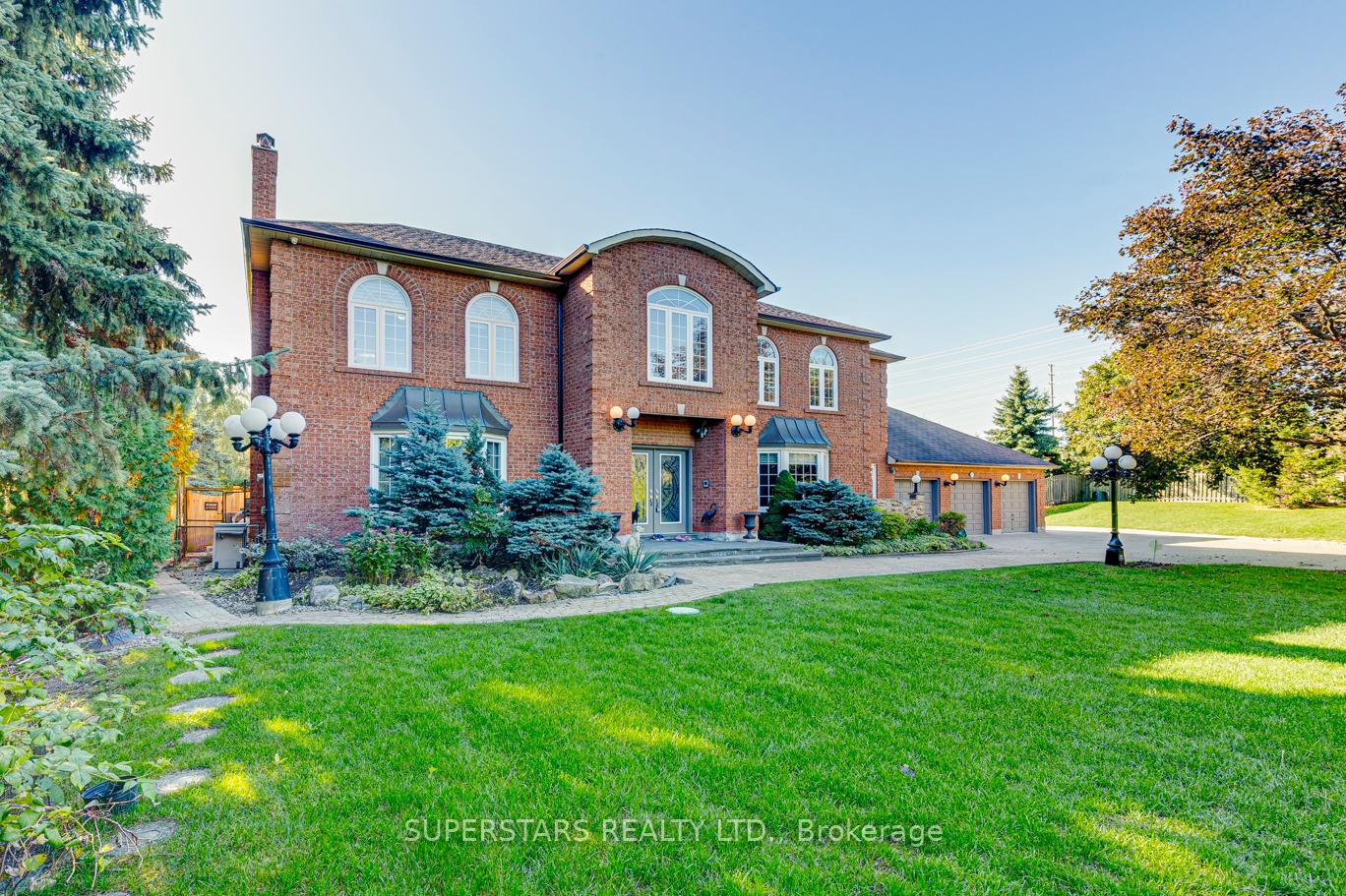 Photo 4 of 1 Personna Boulevard, Markham, Devil's Elbow — HOMEH