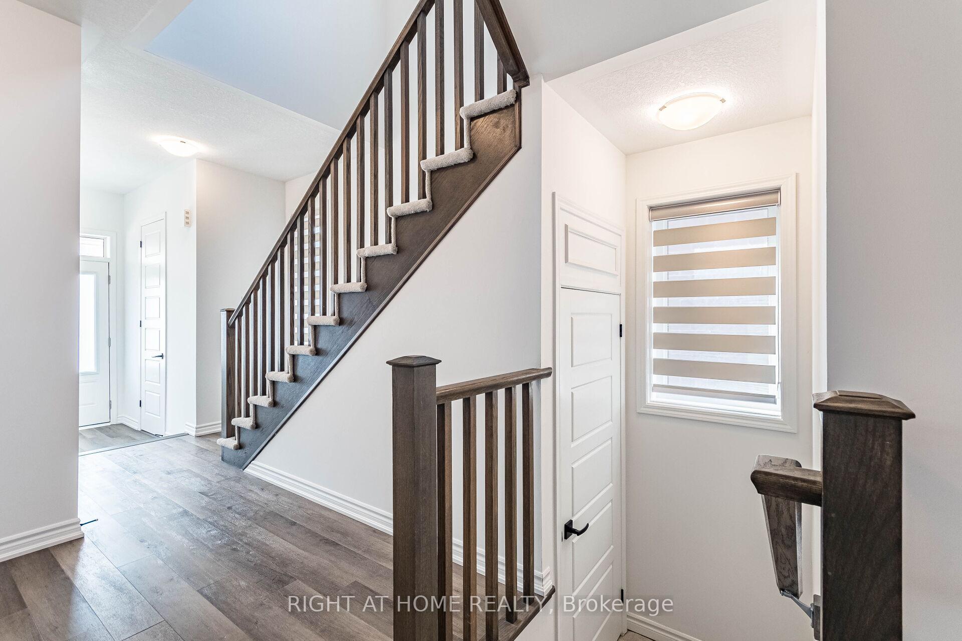 Photo 7 of 48 Forestwalk Street, Kitchener — HOMEH