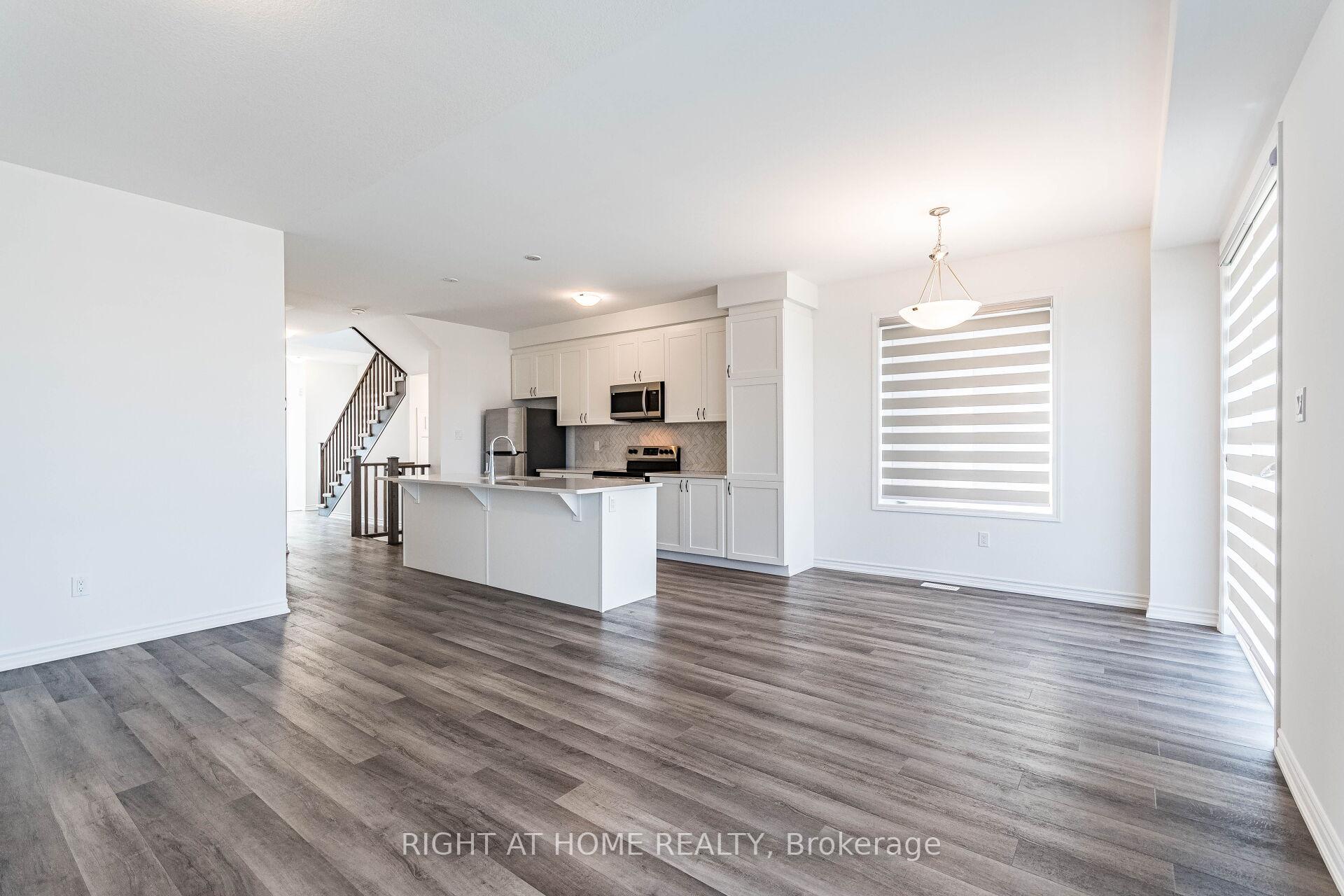 Photo 12 of 48 Forestwalk Street, Kitchener — HOMEH
