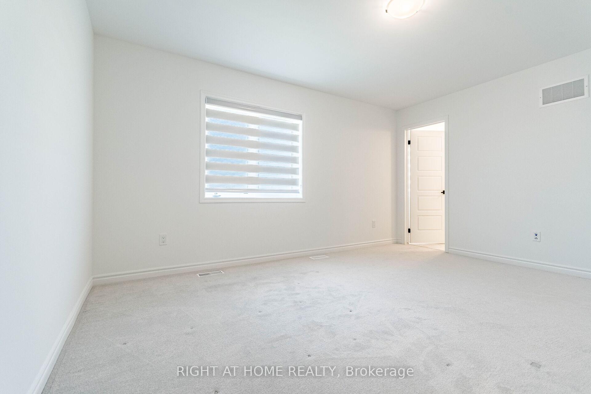 Photo 26 of 48 Forestwalk Street, Kitchener — HOMEH