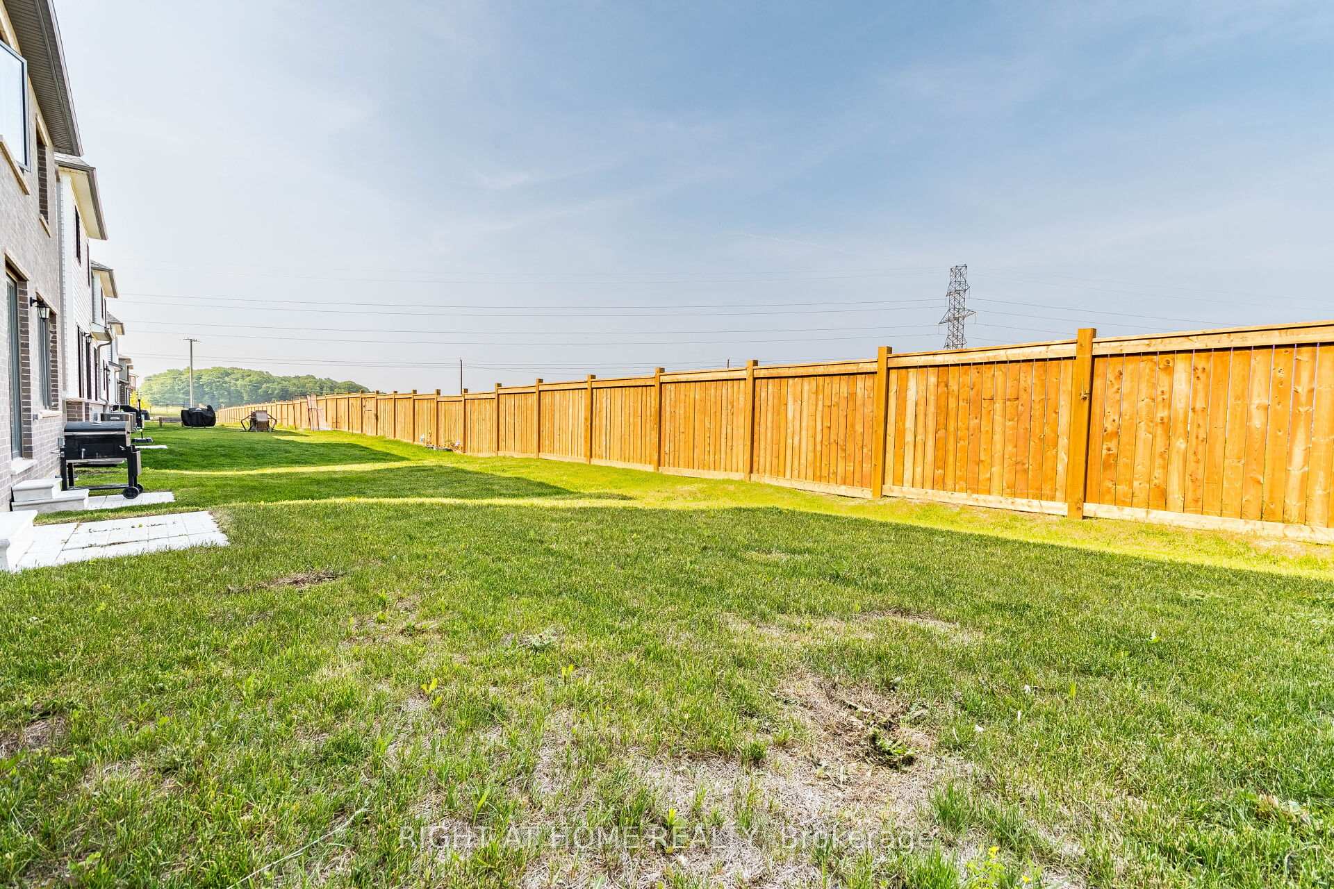 Photo 40 of 48 Forestwalk Street, Kitchener — HOMEH