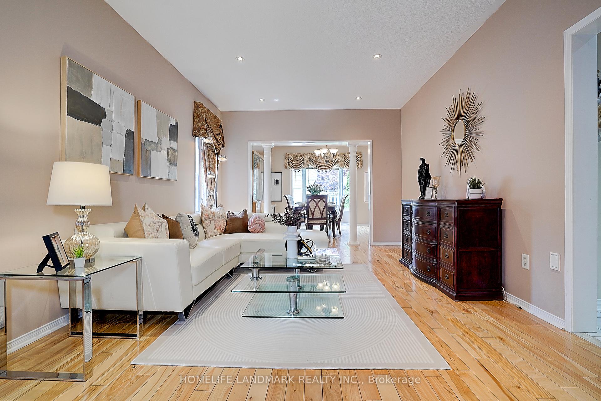 Photo 4 of 46 Elmrill Road, Markham, Berczy — HOMEH