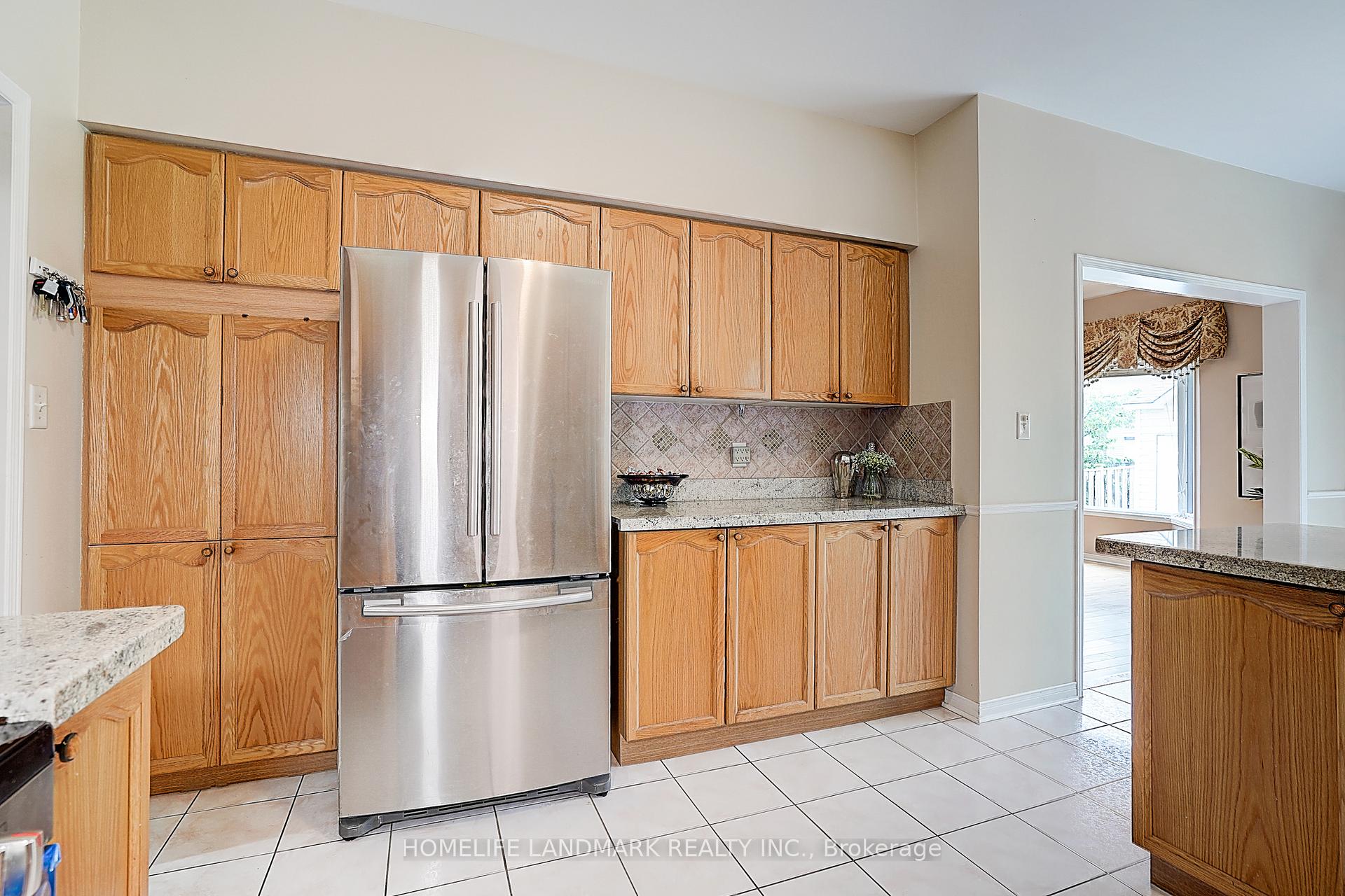 Photo 12 of 46 Elmrill Road, Markham, Berczy — HOMEH