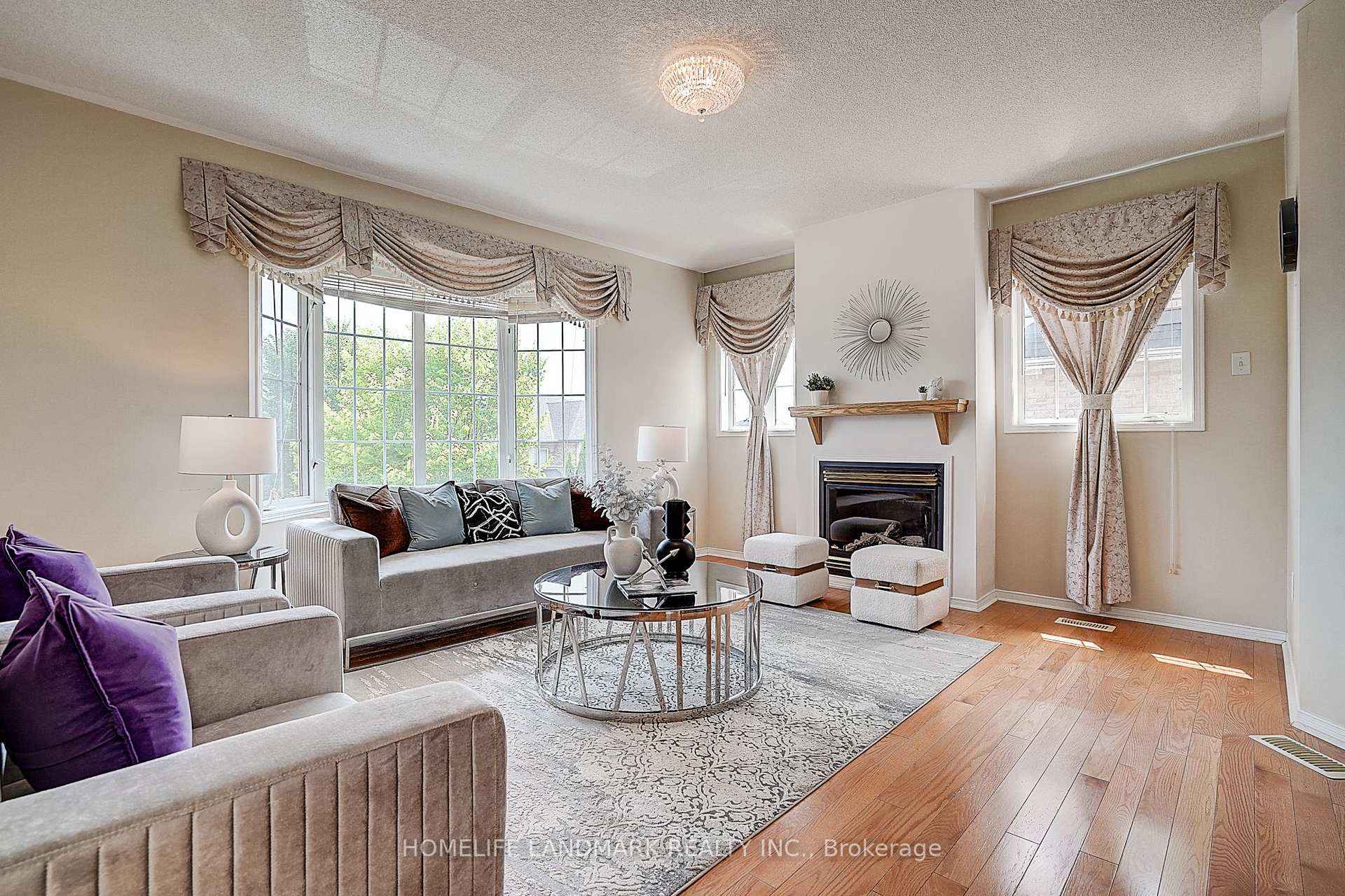 Photo 14 of 46 Elmrill Road, Markham, Berczy — HOMEH