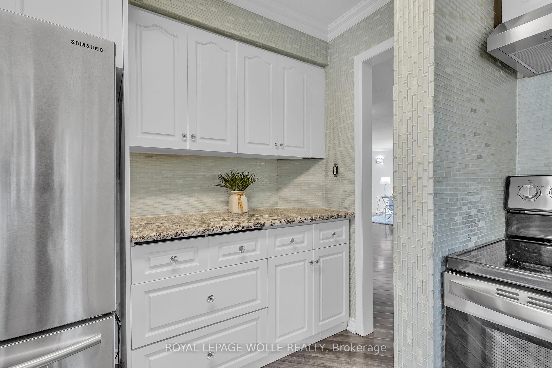 Photo 10 of 86 Corfield Drive, Kitchener — HOMEH