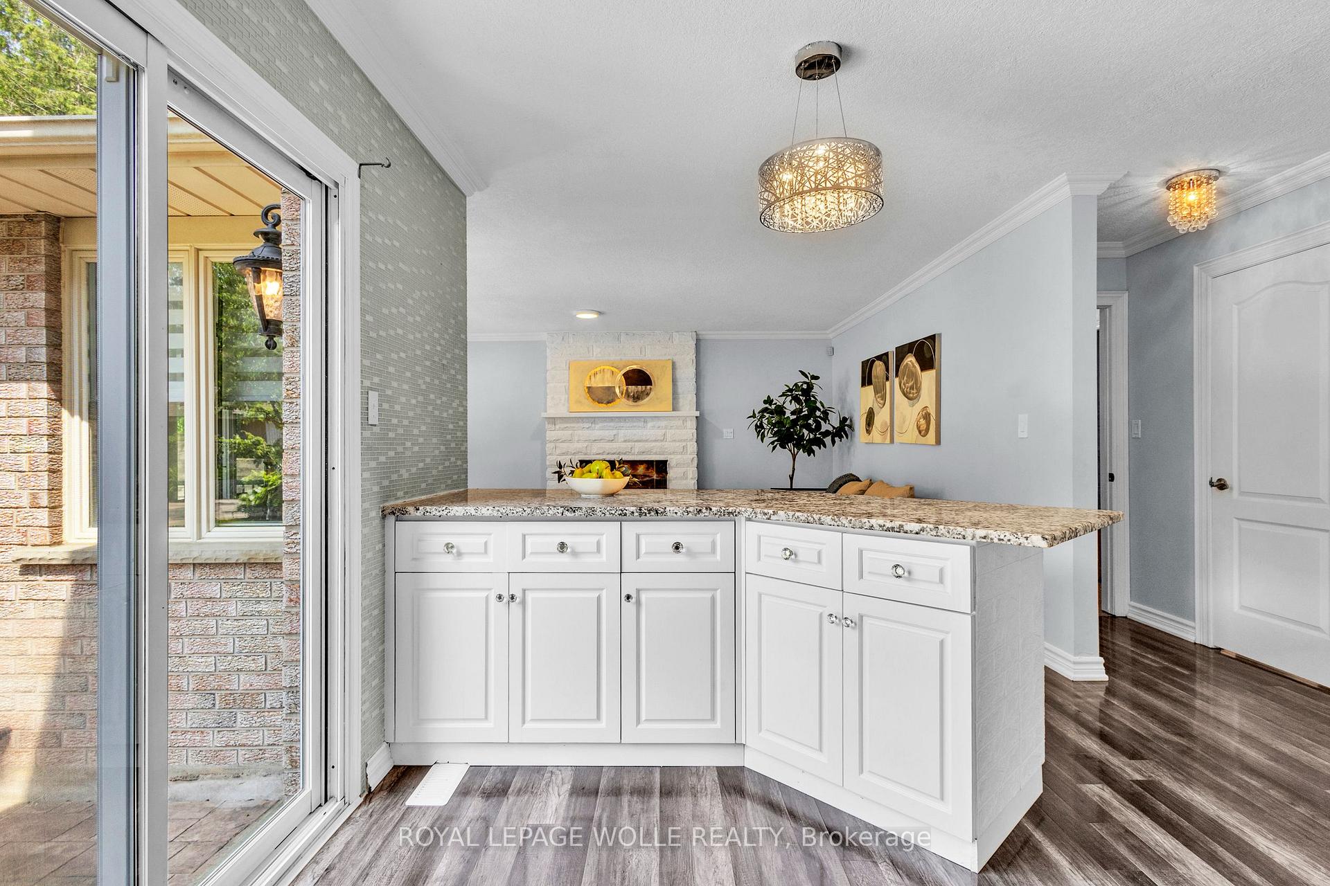 Photo 13 of 86 Corfield Drive, Kitchener — HOMEH
