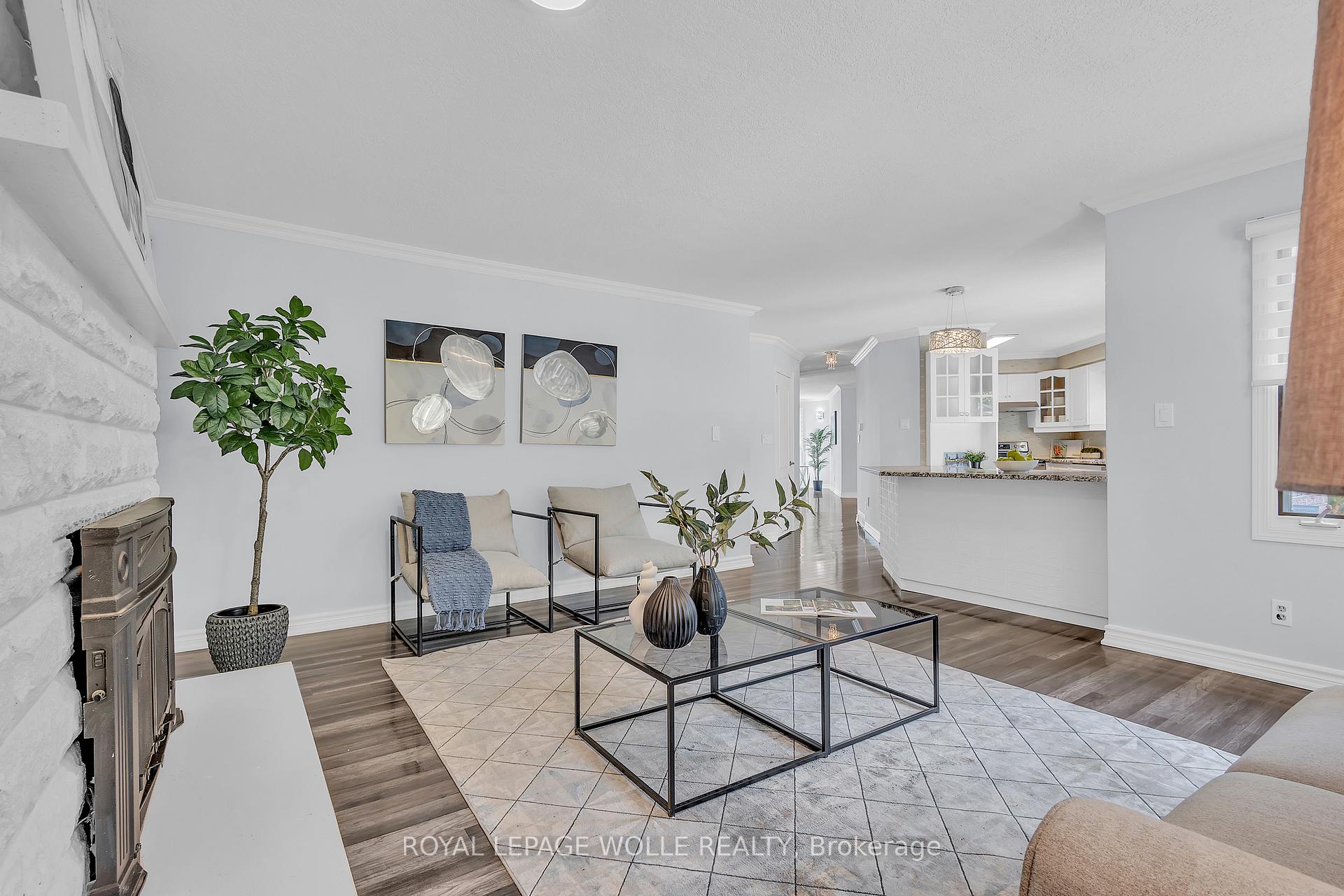 Photo 16 of 86 Corfield Drive, Kitchener — HOMEH