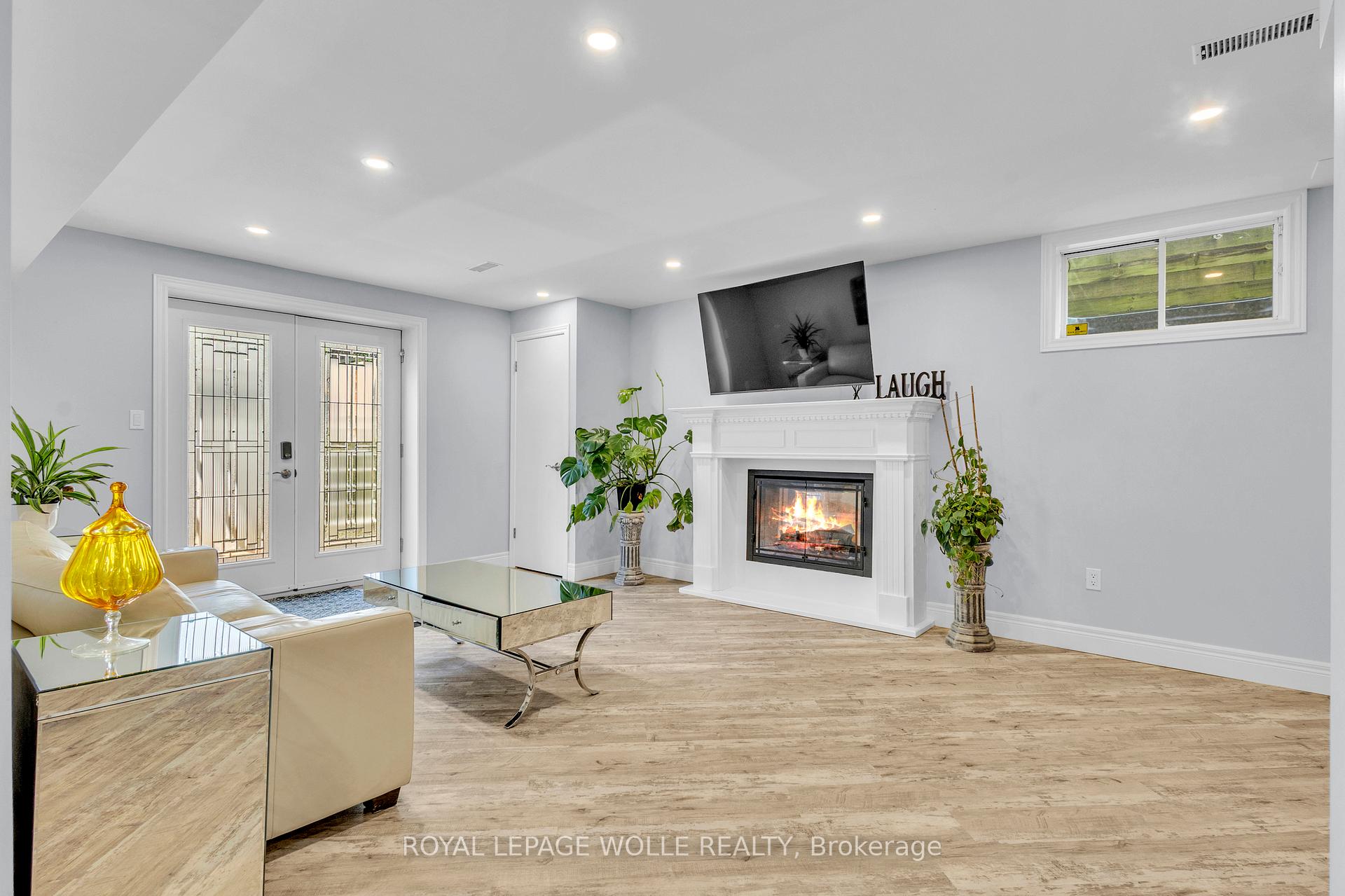 Photo 37 of 86 Corfield Drive, Kitchener — HOMEH