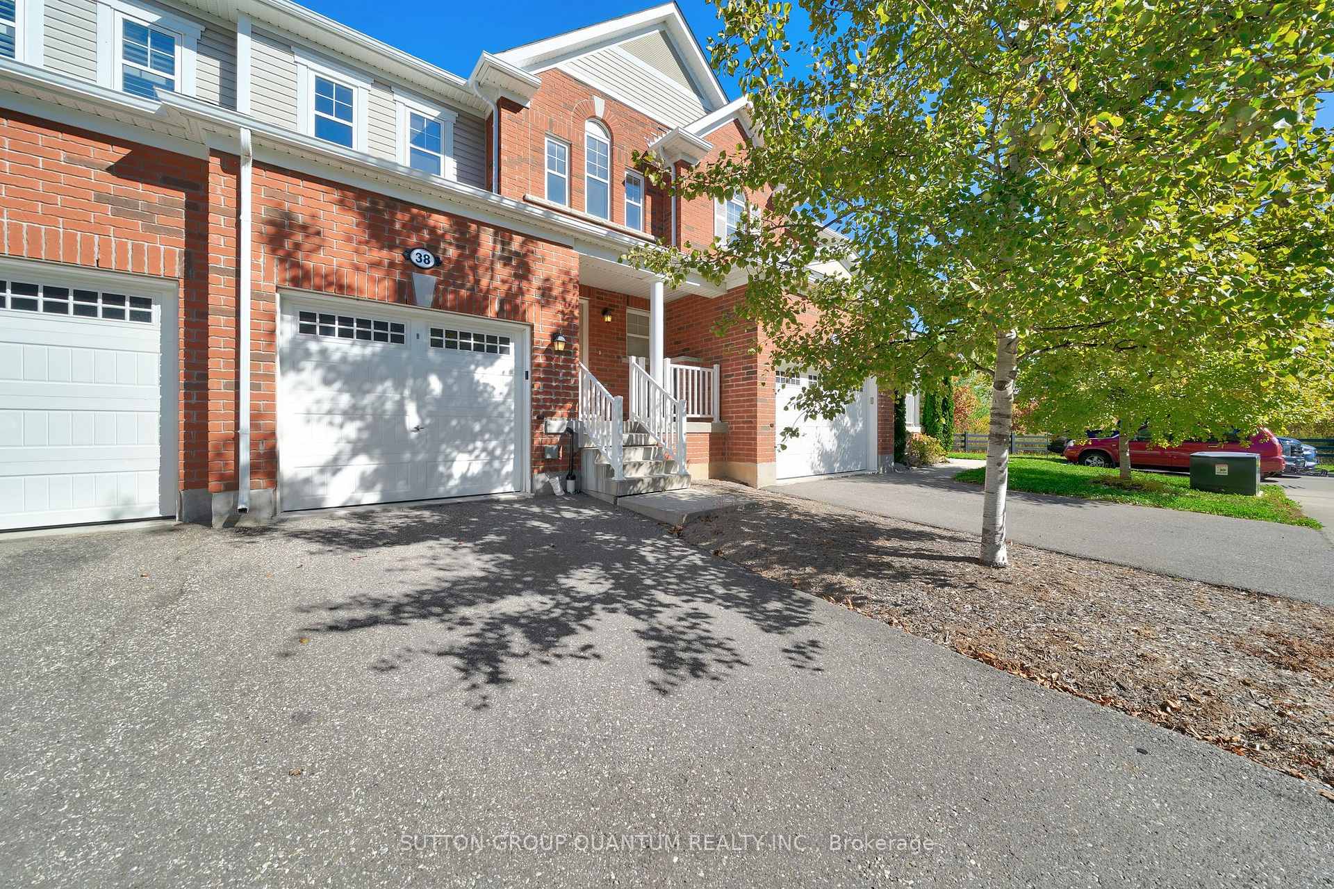 Photo 1 of Unit 38, 230 Avonsyde Boulevard, Hamilton, Waterdown — HOMEH