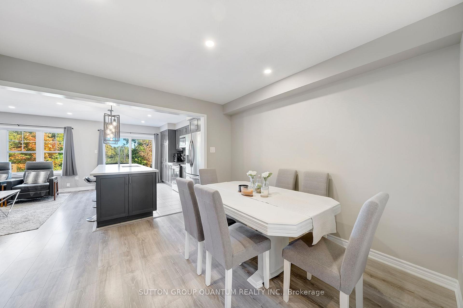 Photo 6 of Unit 38, 230 Avonsyde Boulevard, Hamilton, Waterdown — HOMEH