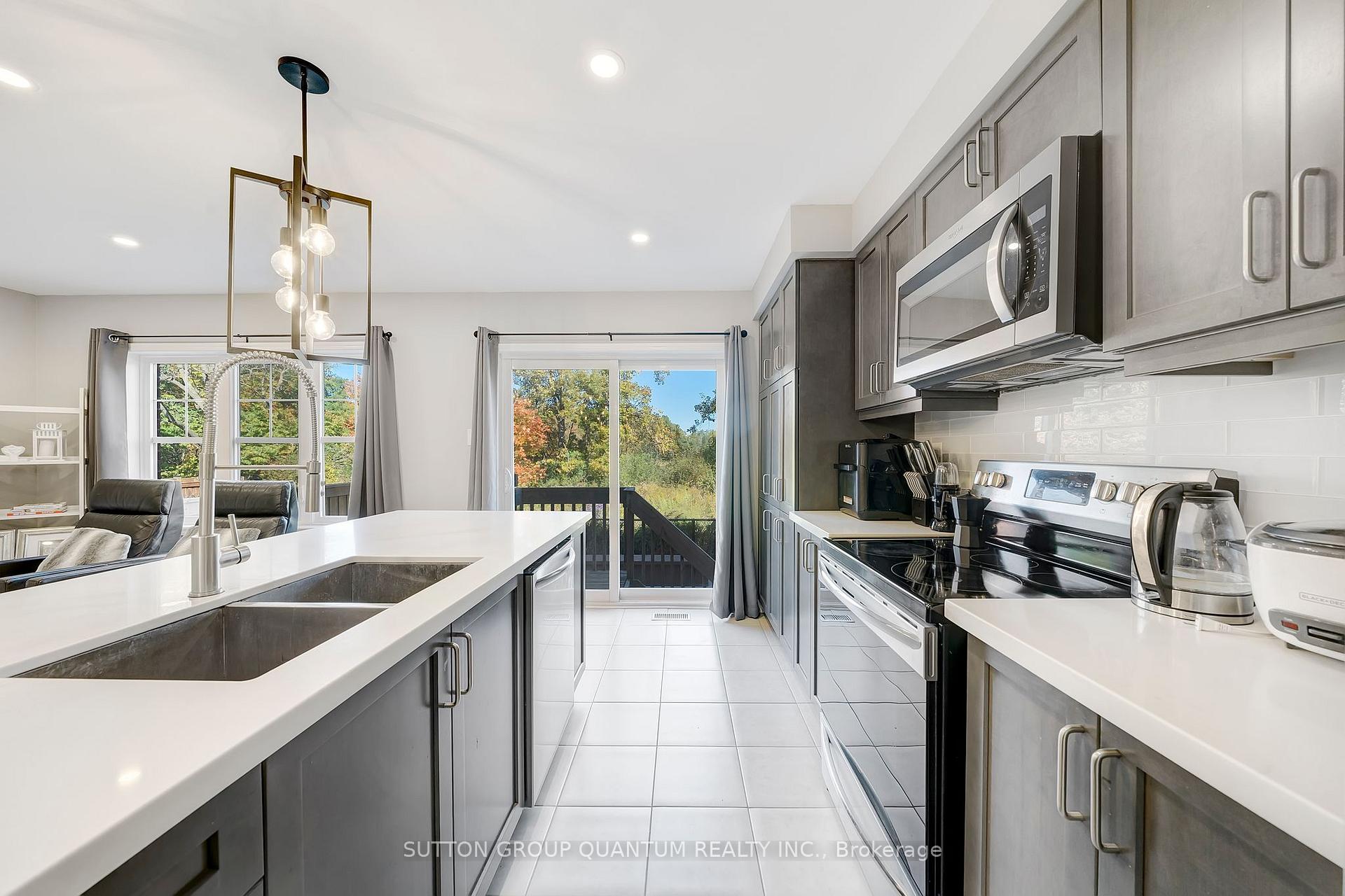 Photo 8 of Unit 38, 230 Avonsyde Boulevard, Hamilton, Waterdown — HOMEH