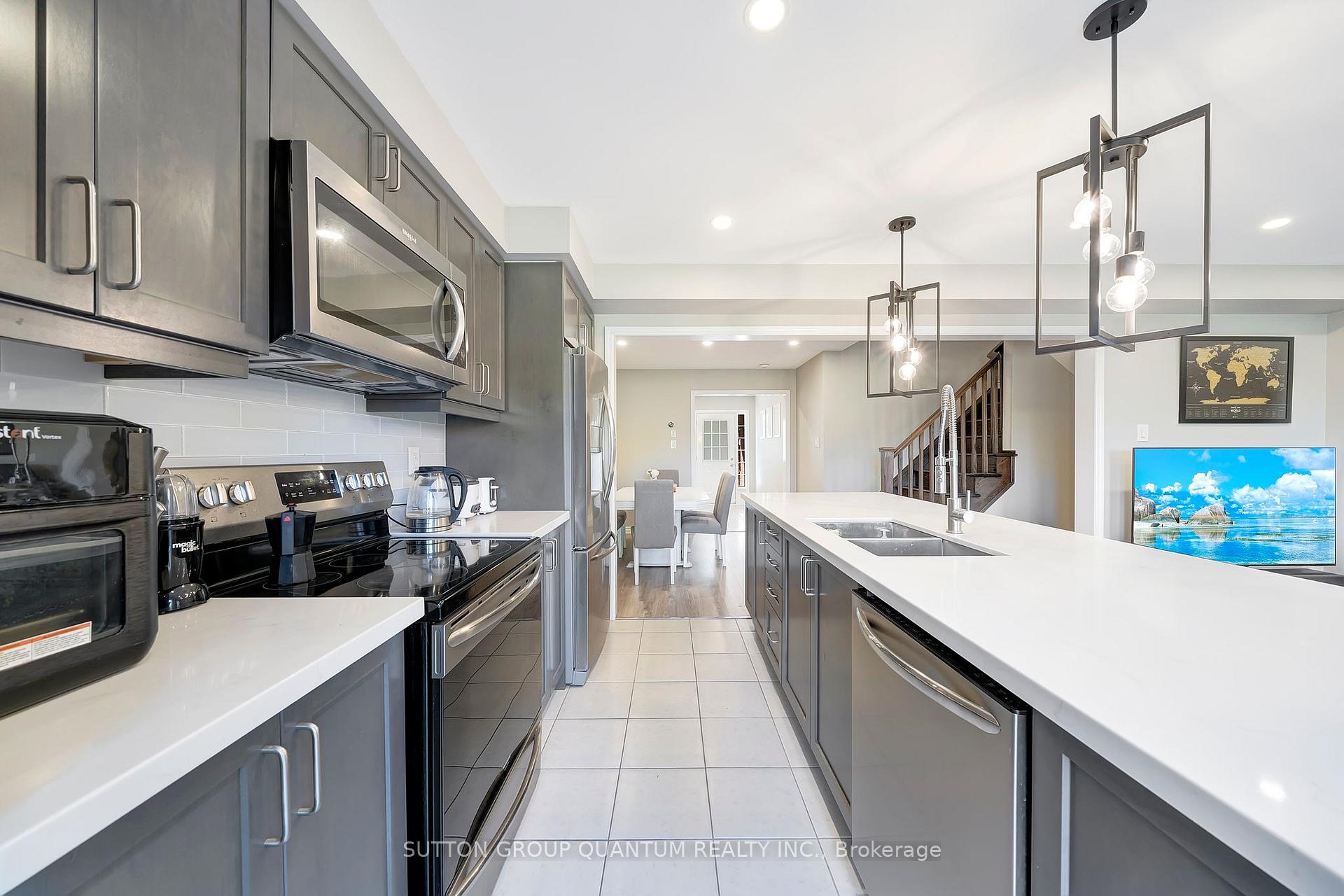 Photo 9 of Unit 38, 230 Avonsyde Boulevard, Hamilton, Waterdown — HOMEH