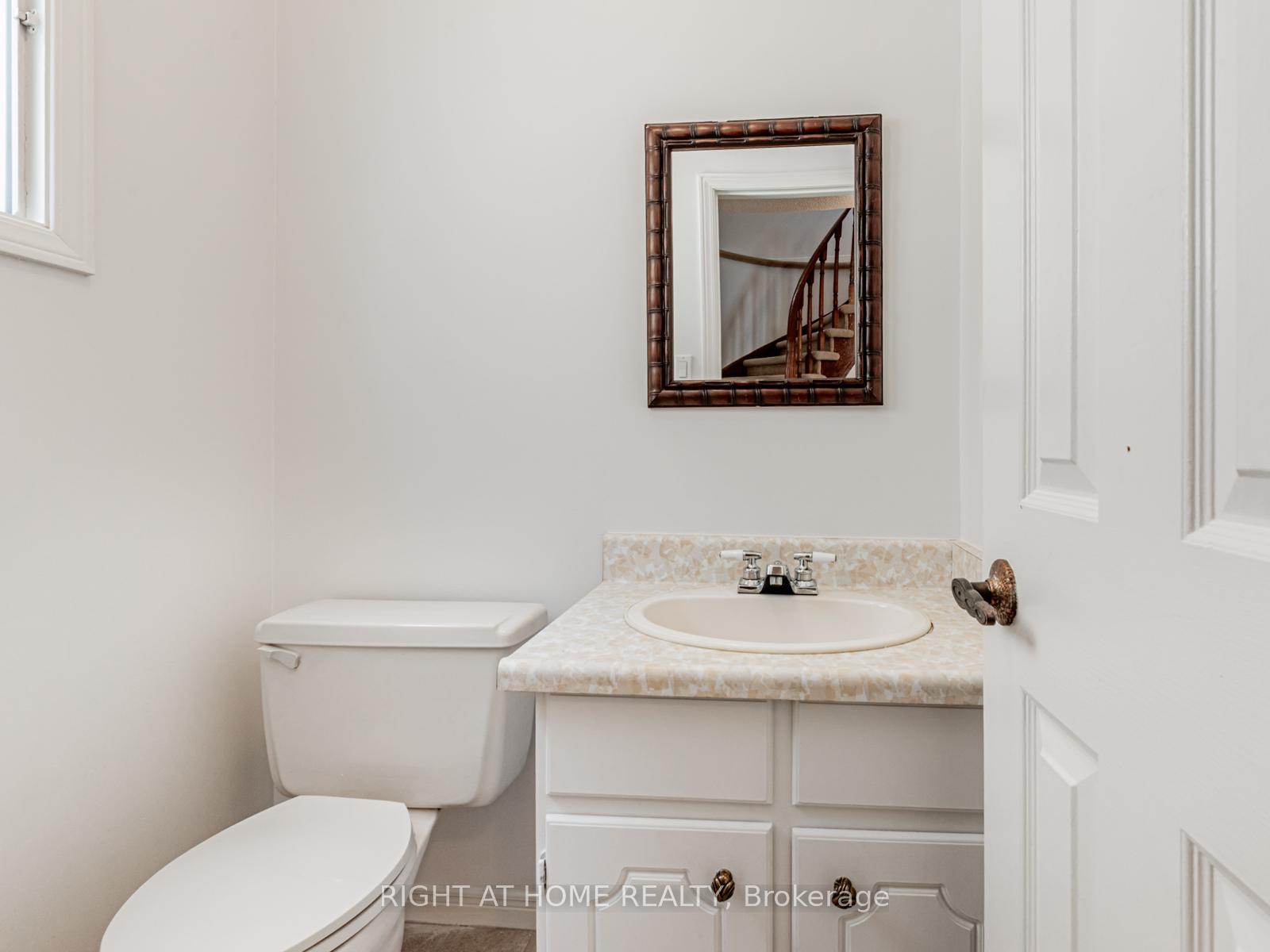 Photo 14 of 27 Charnwood Place, Markham, Aileen-Willowbrook — HOMEH