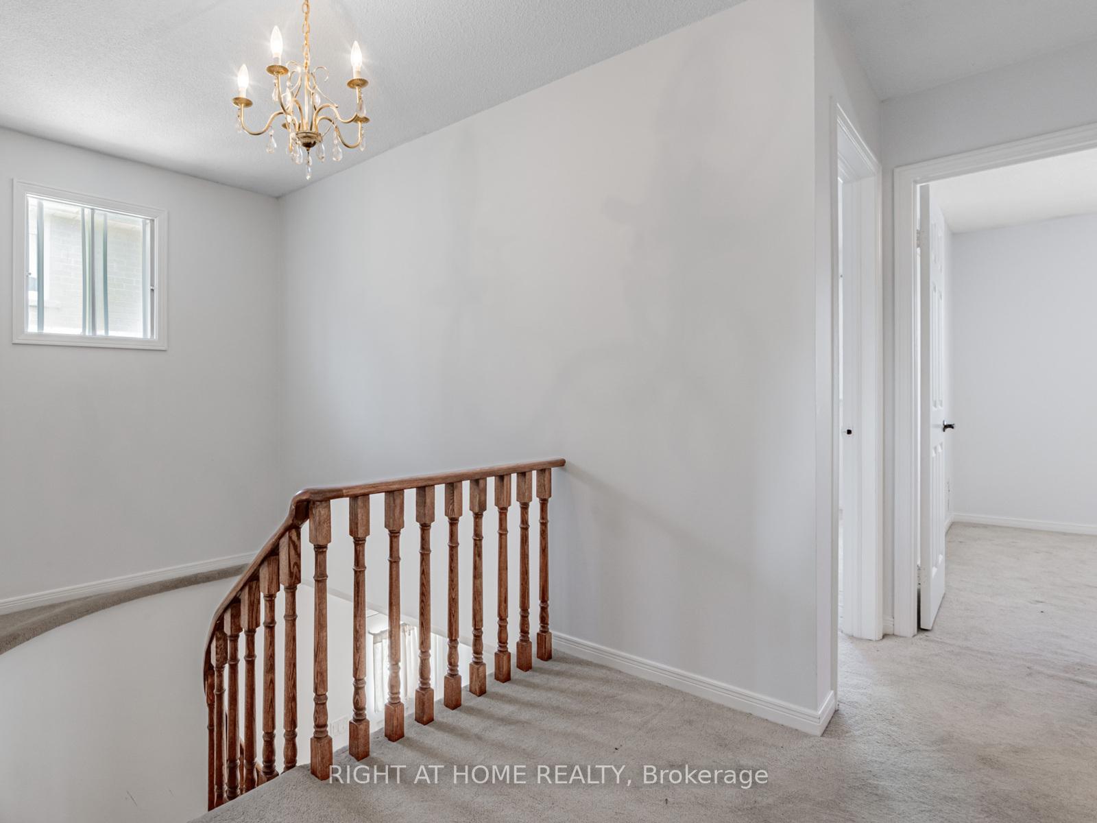 Photo 15 of 27 Charnwood Place, Markham, Aileen-Willowbrook — HOMEH