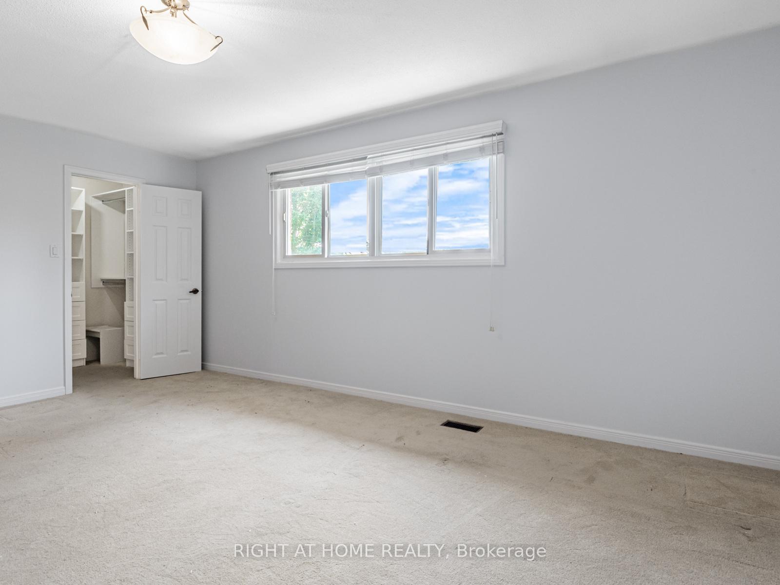 Photo 17 of 27 Charnwood Place, Markham, Aileen-Willowbrook — HOMEH