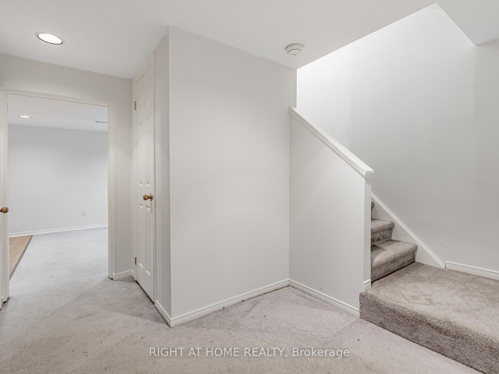 Photo 23 of 27 Charnwood Place, Markham, Aileen-Willowbrook — HOMEH