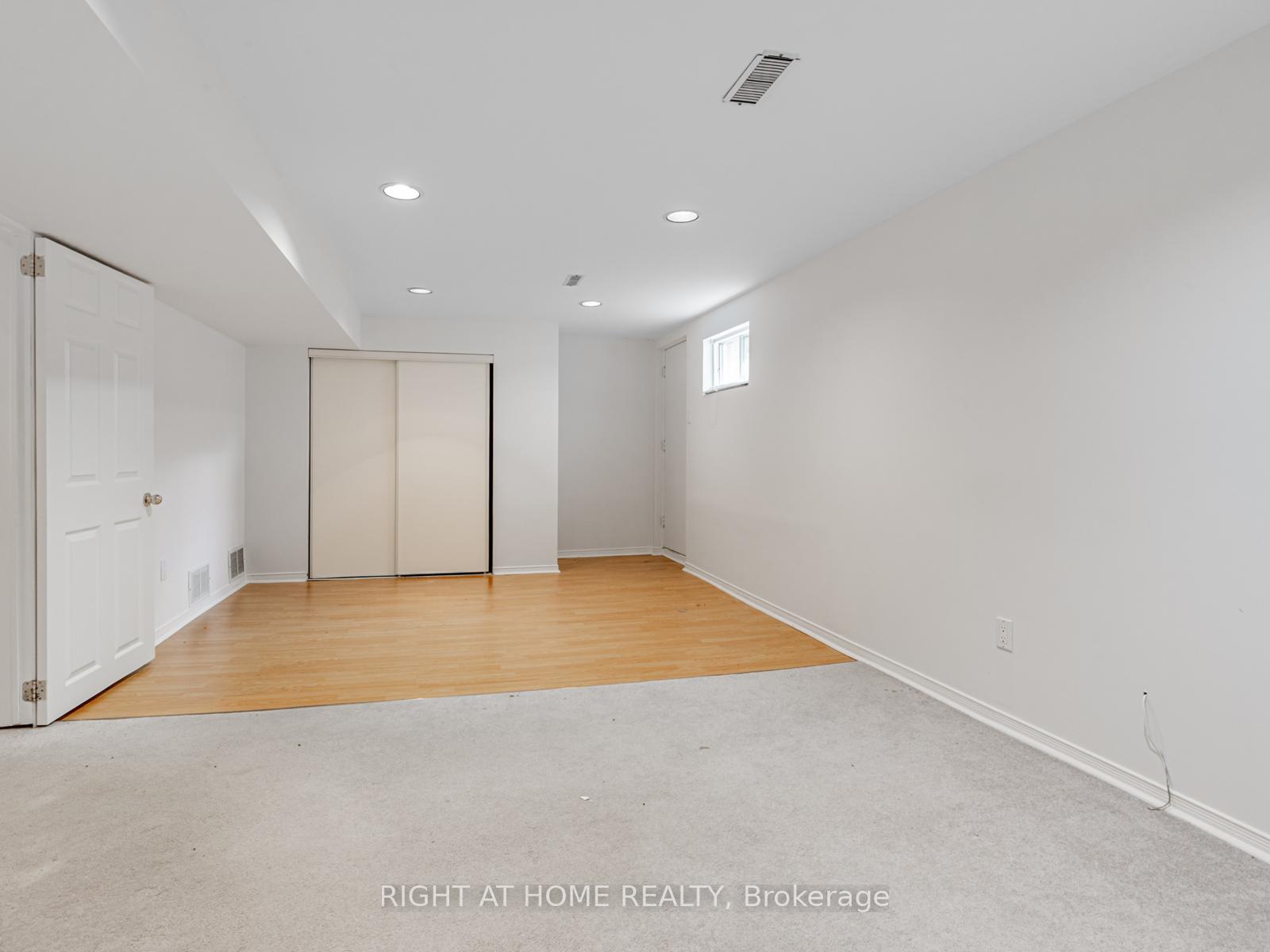Photo 25 of 27 Charnwood Place, Markham, Aileen-Willowbrook — HOMEH