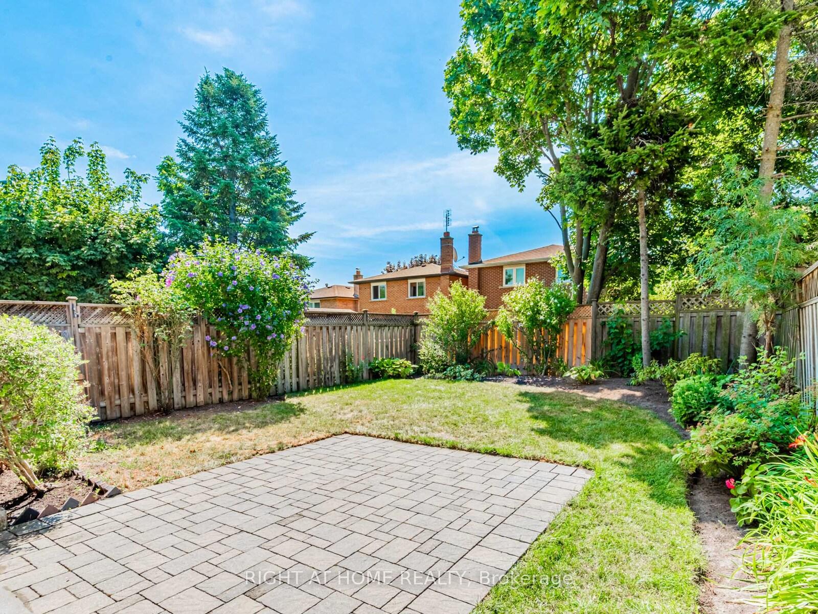 Photo 31 of 27 Charnwood Place, Markham, Aileen-Willowbrook — HOMEH