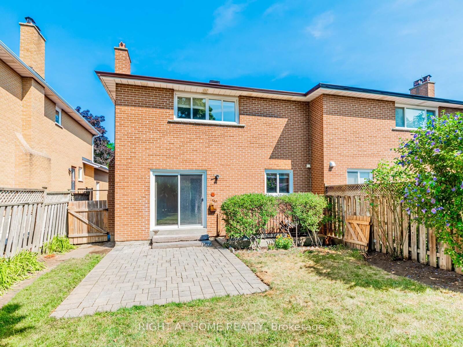 Photo 33 of 27 Charnwood Place, Markham, Aileen-Willowbrook — HOMEH