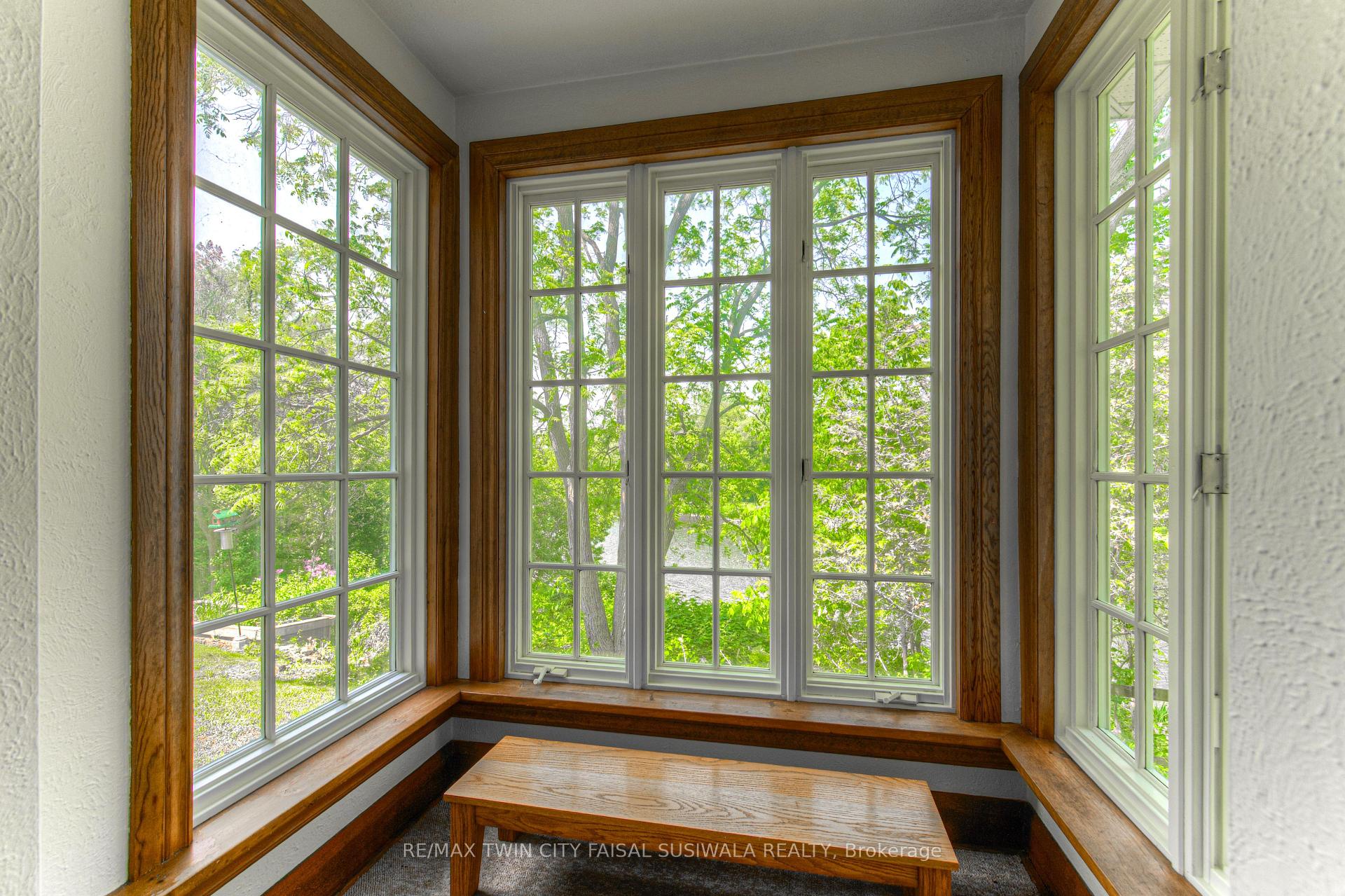 Photo 18 of 1824 Old Mill Road, Kitchener — HOMEH