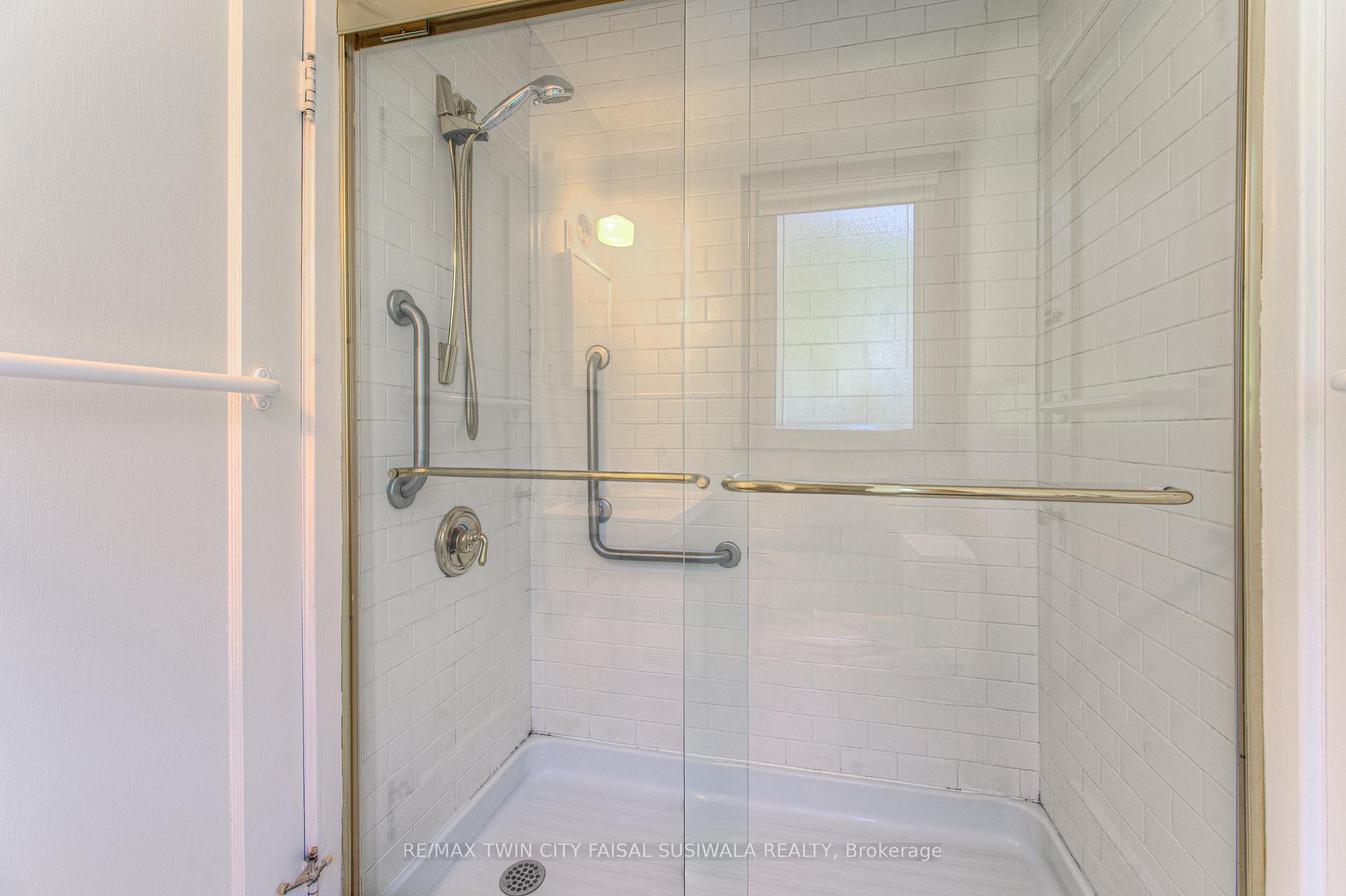 Photo 22 of 1824 Old Mill Road, Kitchener — HOMEH