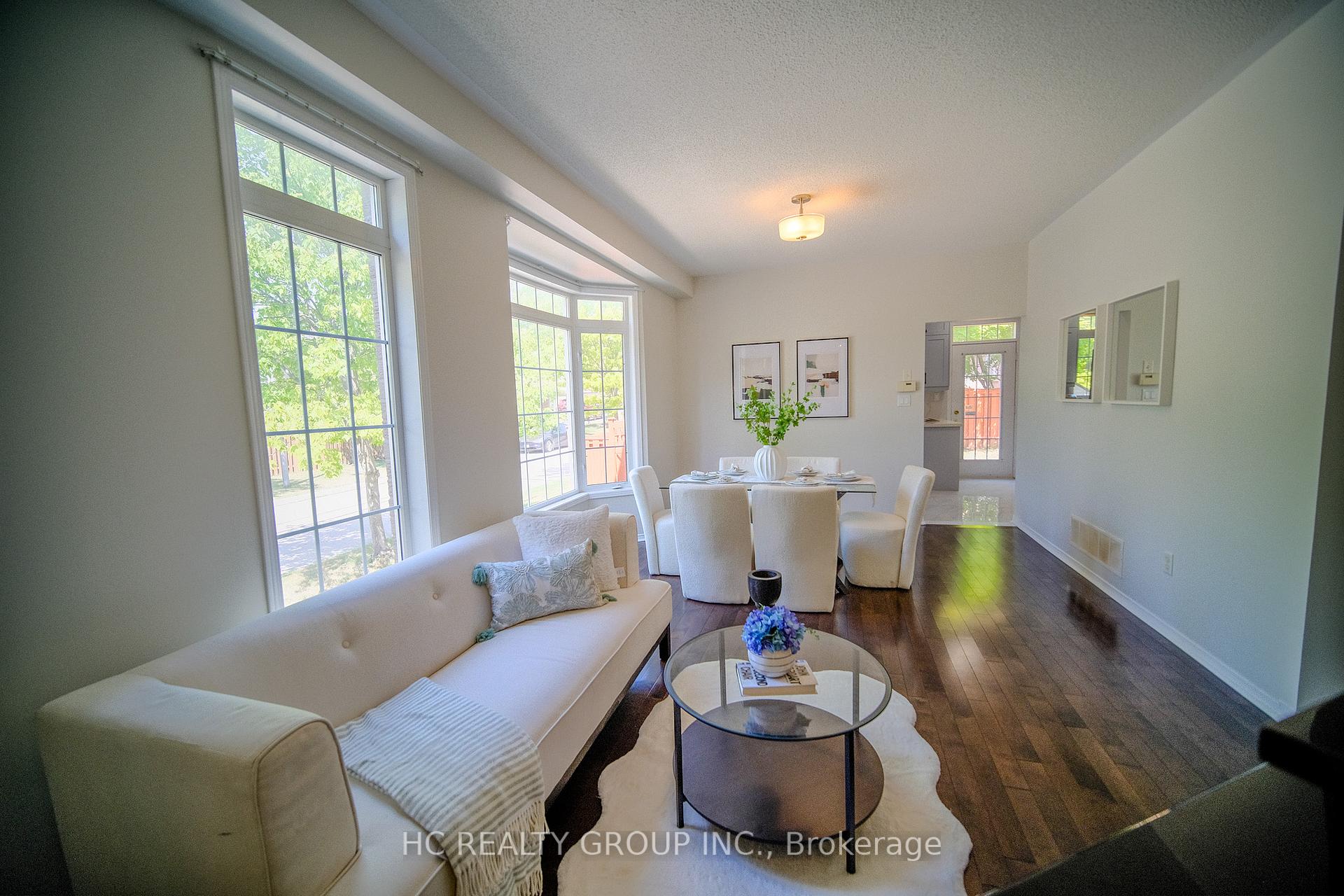 Photo 5 of 58 Cynthia Jean Street, Markham, Berczy — HOMEH