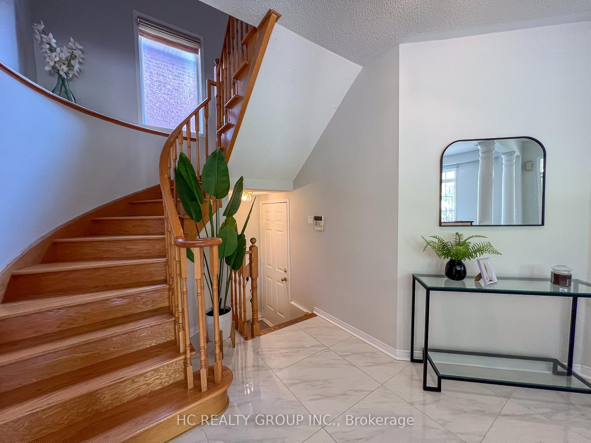Photo 8 of 58 Cynthia Jean Street, Markham, Berczy — HOMEH