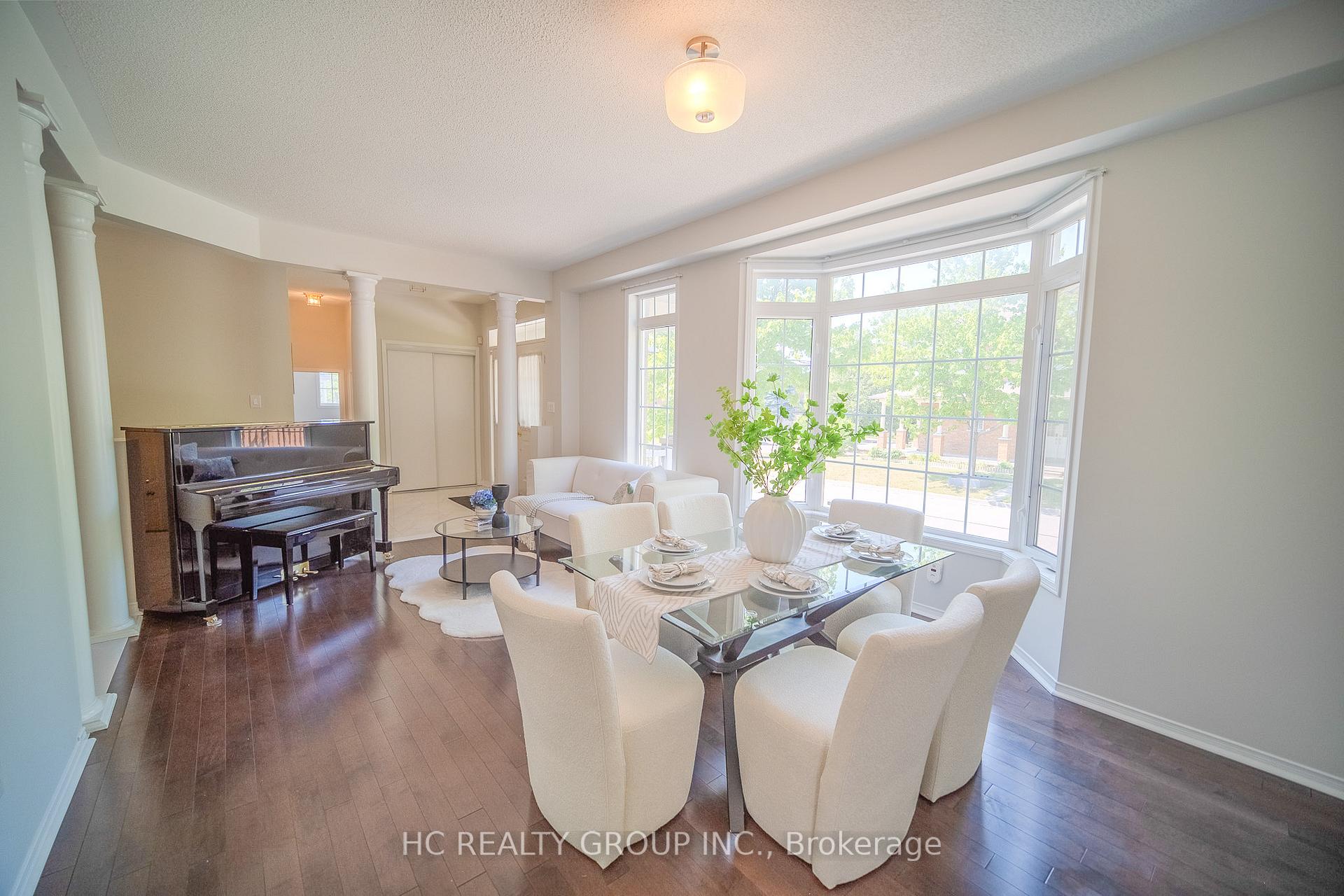 Photo 10 of 58 Cynthia Jean Street, Markham, Berczy — HOMEH