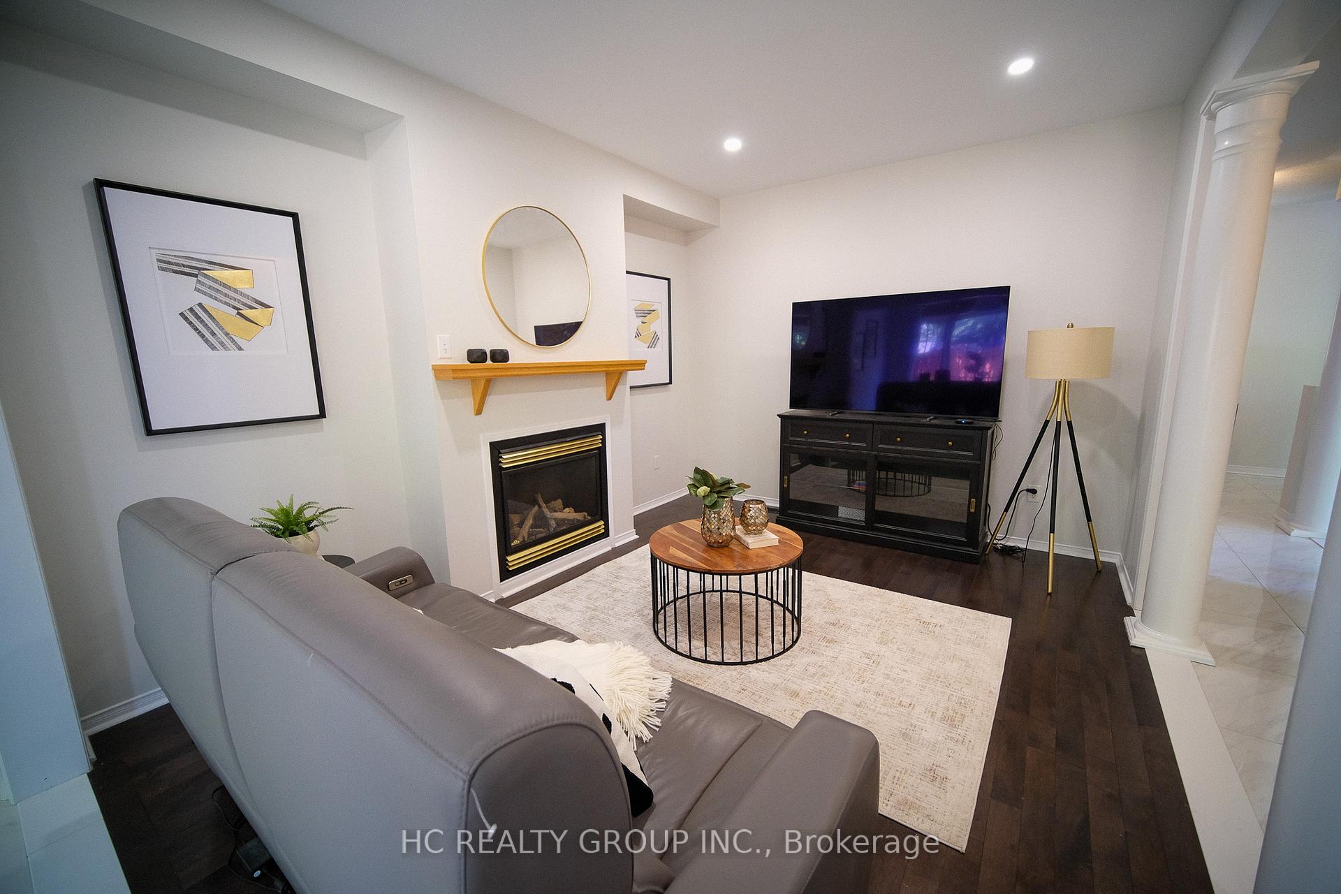 Photo 16 of 58 Cynthia Jean Street, Markham, Berczy — HOMEH