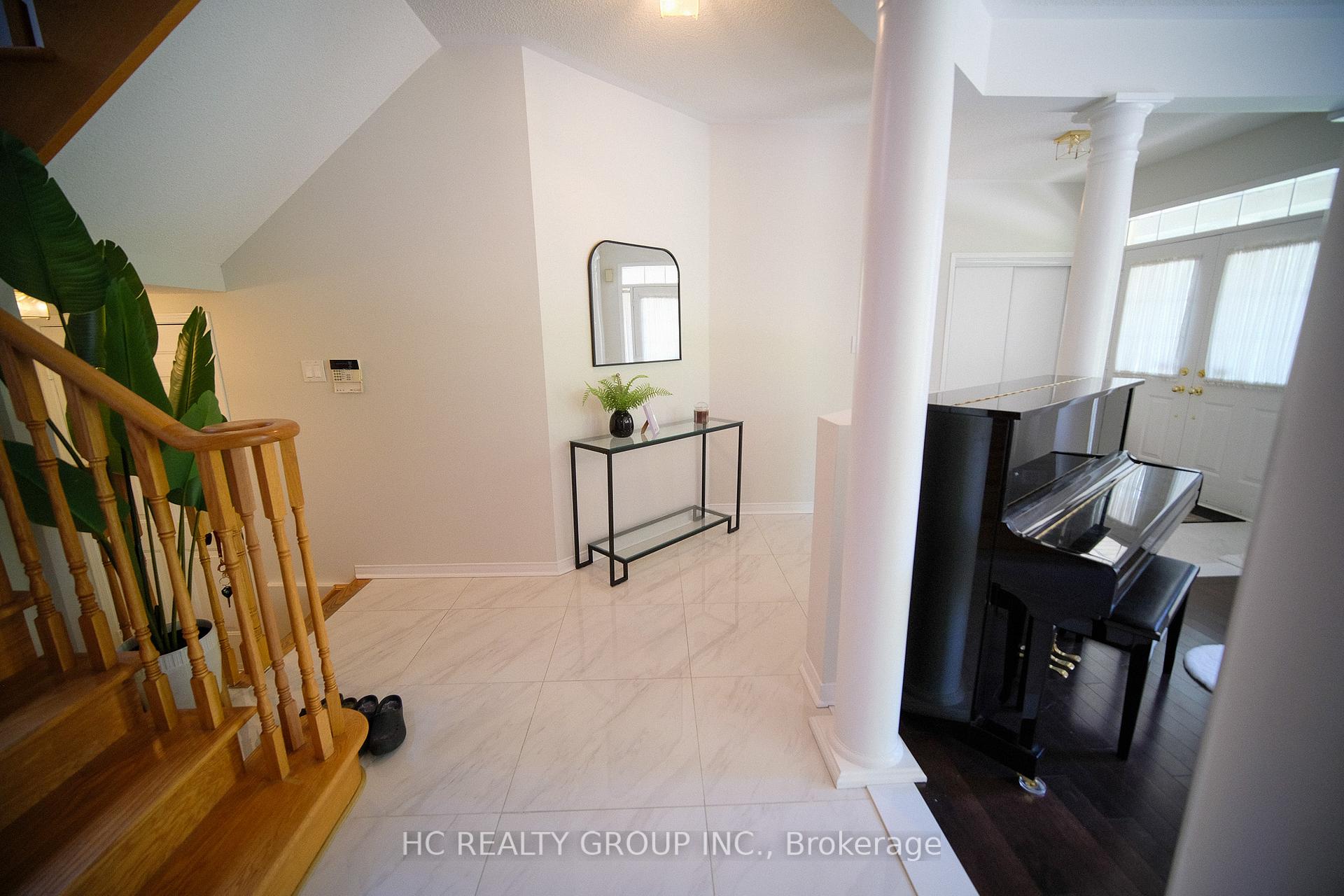 Photo 18 of 58 Cynthia Jean Street, Markham, Berczy — HOMEH