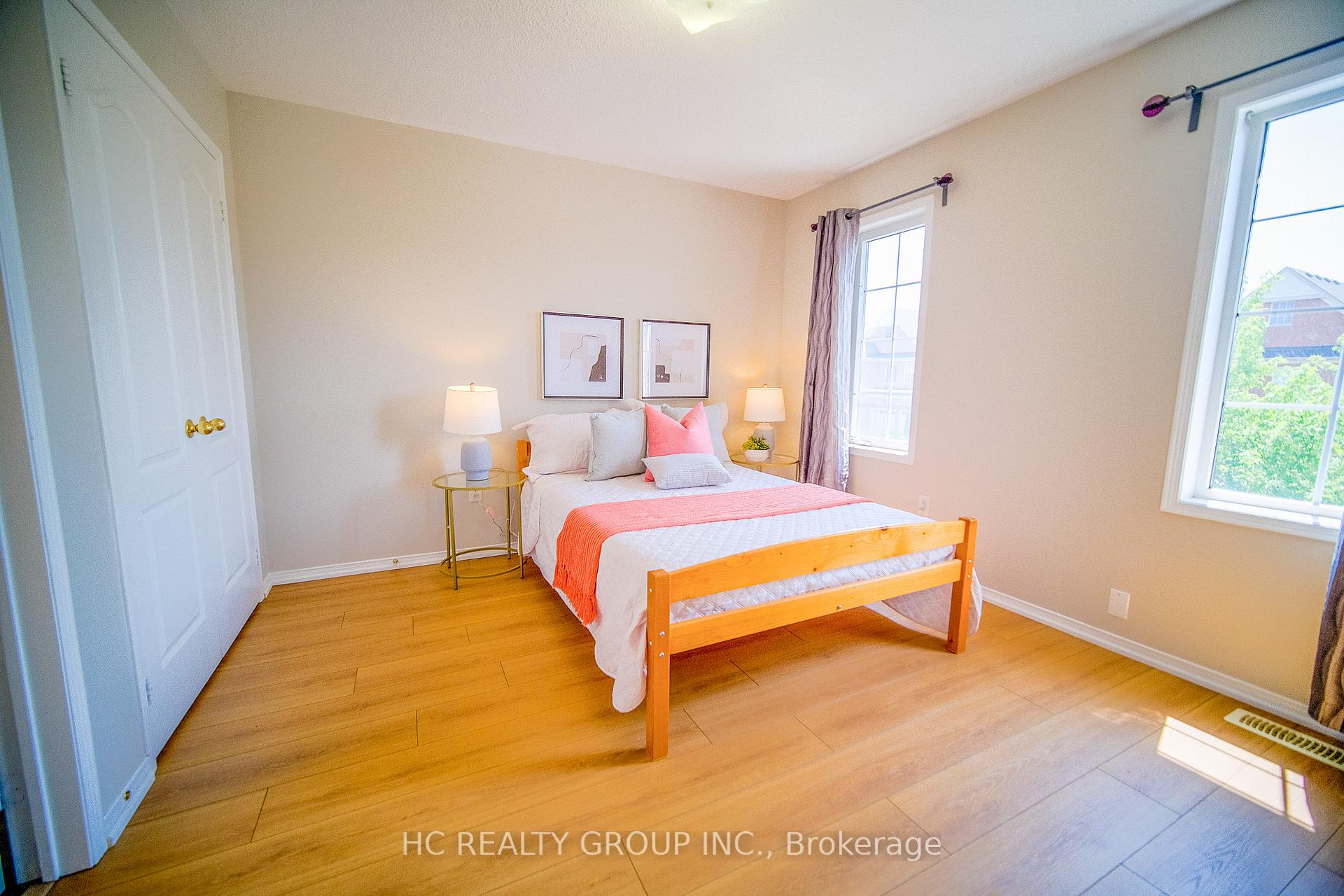 Photo 28 of 58 Cynthia Jean Street, Markham, Berczy — HOMEH