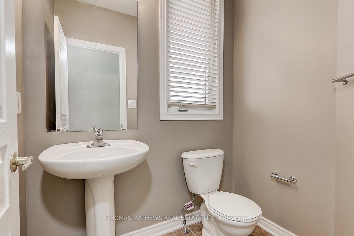 Photo 7 of 25 Turnhouse Crescent, Markham, Box Grove — HOMEH