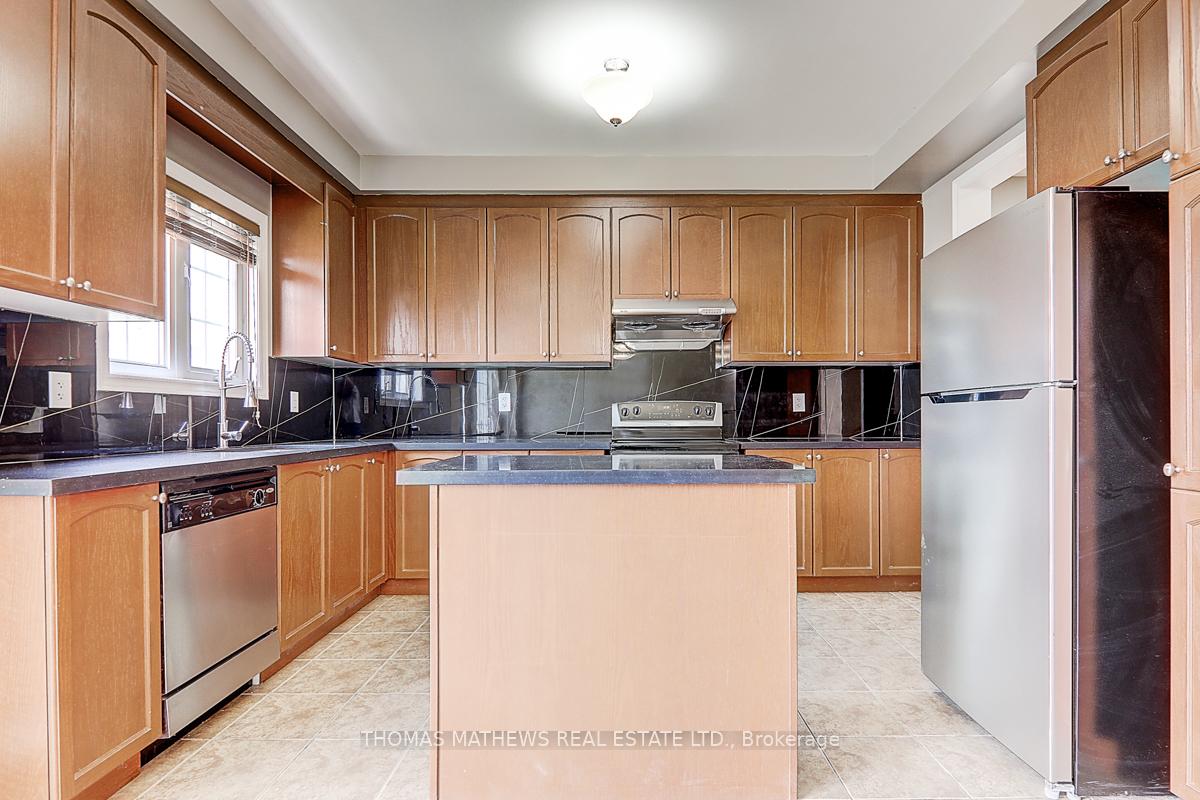 Photo 16 of 25 Turnhouse Crescent, Markham, Box Grove — HOMEH