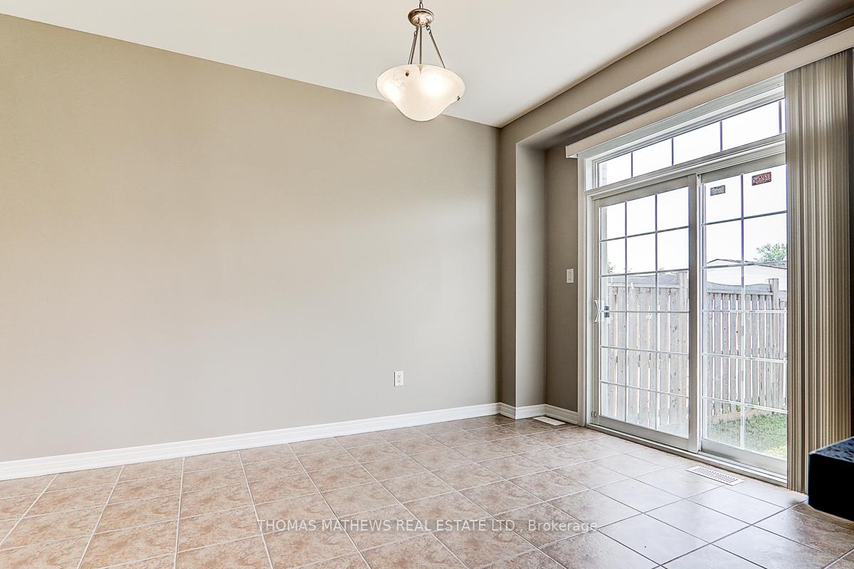 Photo 20 of 25 Turnhouse Crescent, Markham, Box Grove — HOMEH