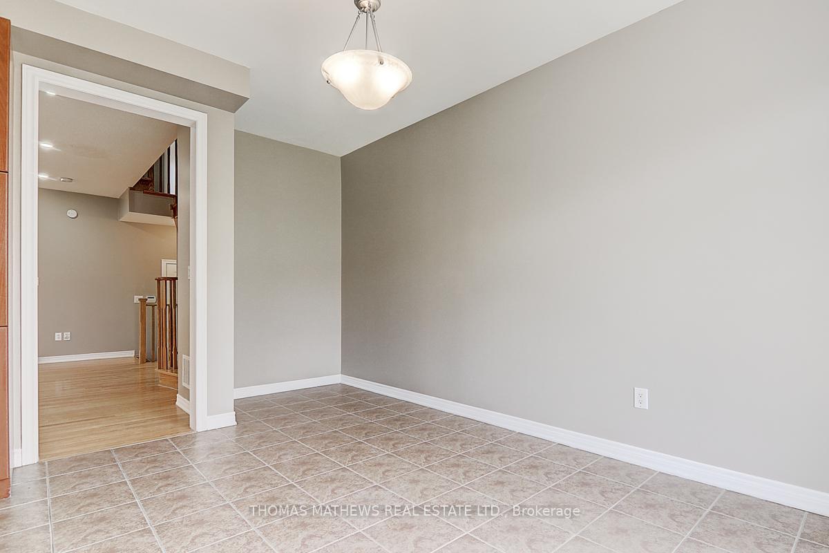 Photo 21 of 25 Turnhouse Crescent, Markham, Box Grove — HOMEH