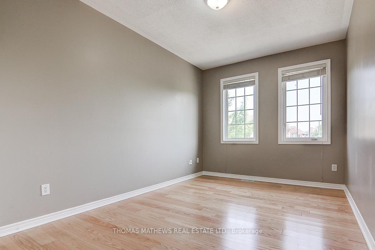 Photo 22 of 25 Turnhouse Crescent, Markham, Box Grove — HOMEH
