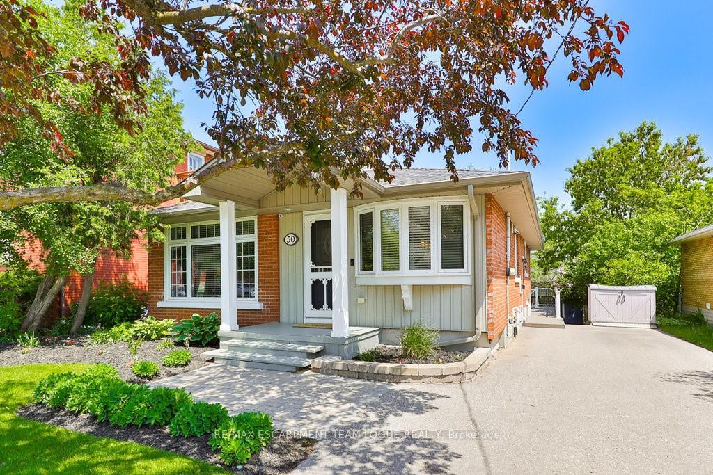 Photo 2 of 50 Cornell Avenue, Kitchener — HOMEH