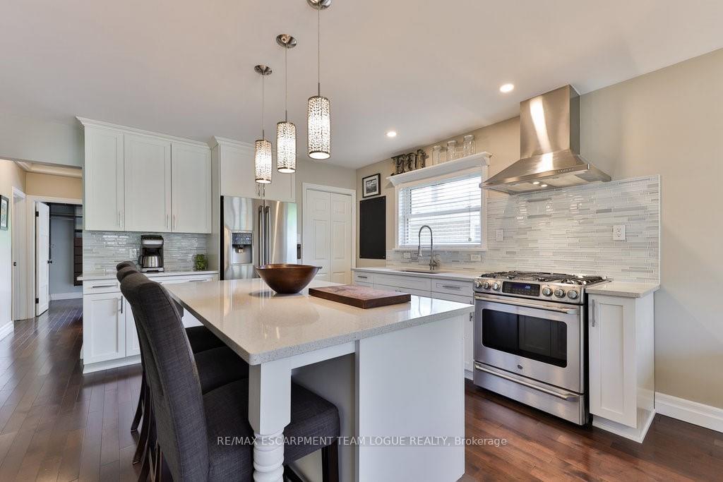 Photo 9 of 50 Cornell Avenue, Kitchener — HOMEH