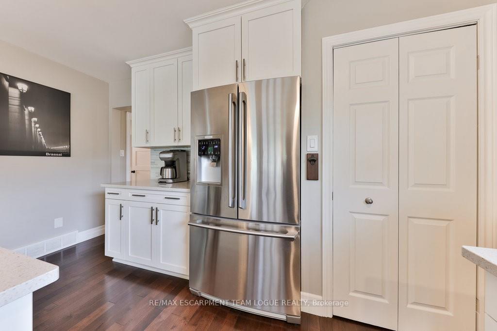 Photo 11 of 50 Cornell Avenue, Kitchener — HOMEH