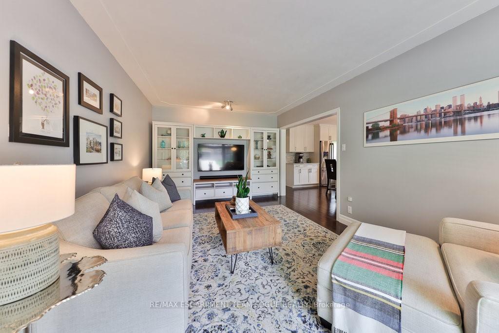 Photo 19 of 50 Cornell Avenue, Kitchener — HOMEH