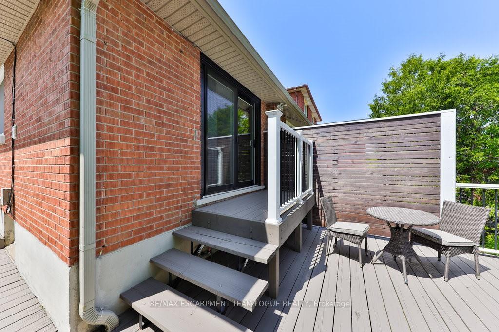 Photo 42 of 50 Cornell Avenue, Kitchener — HOMEH