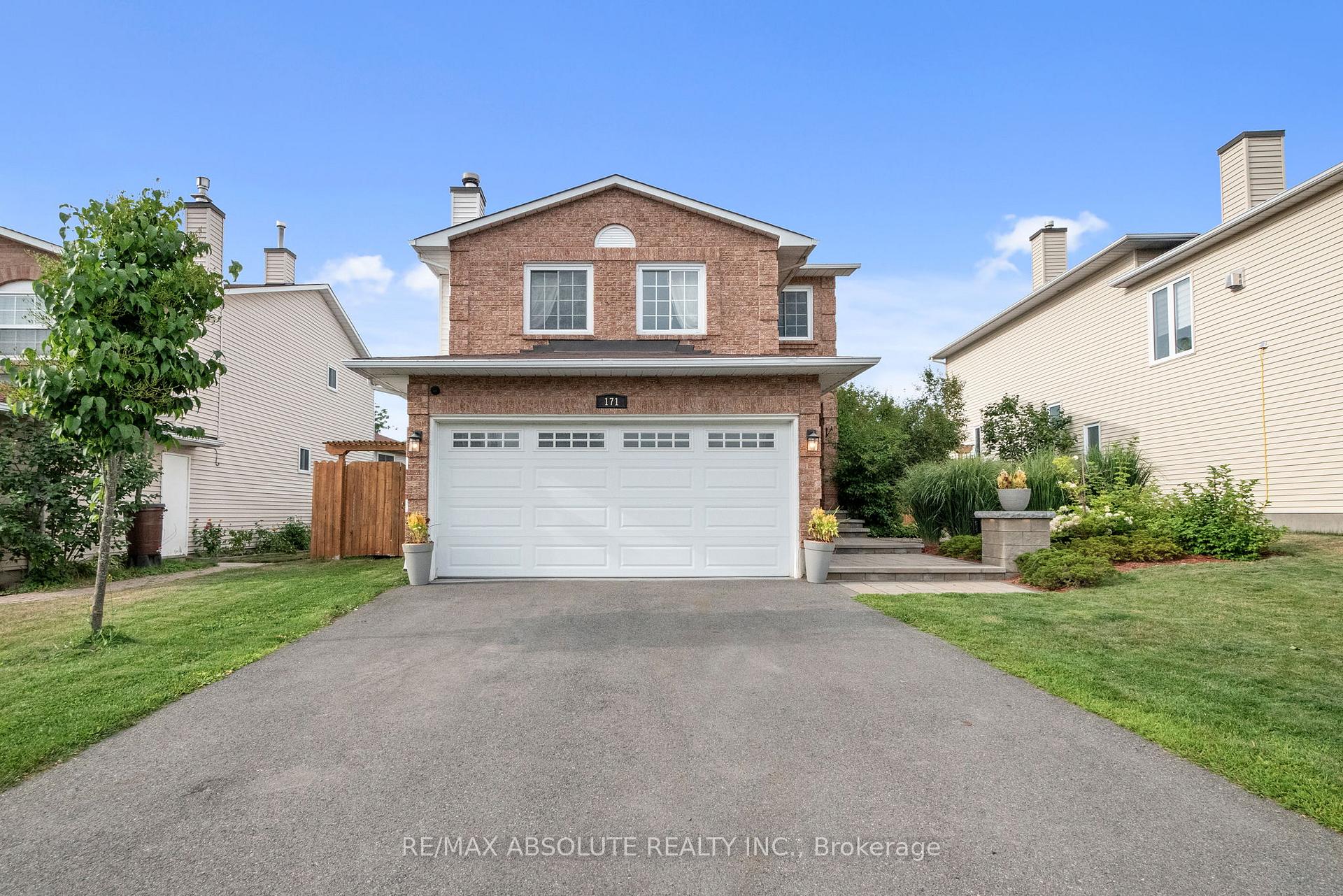 Front of 171 Springwater Drive