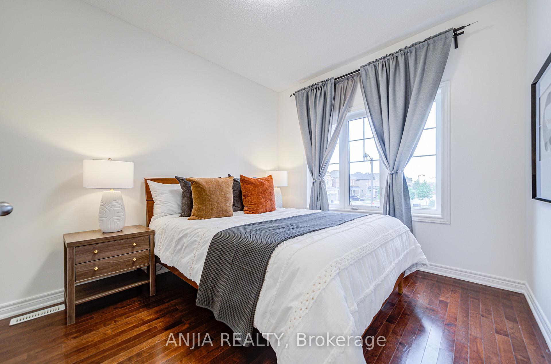 Photo 31 of 116 Hubner Avenue, Markham, Berczy — HOMEH