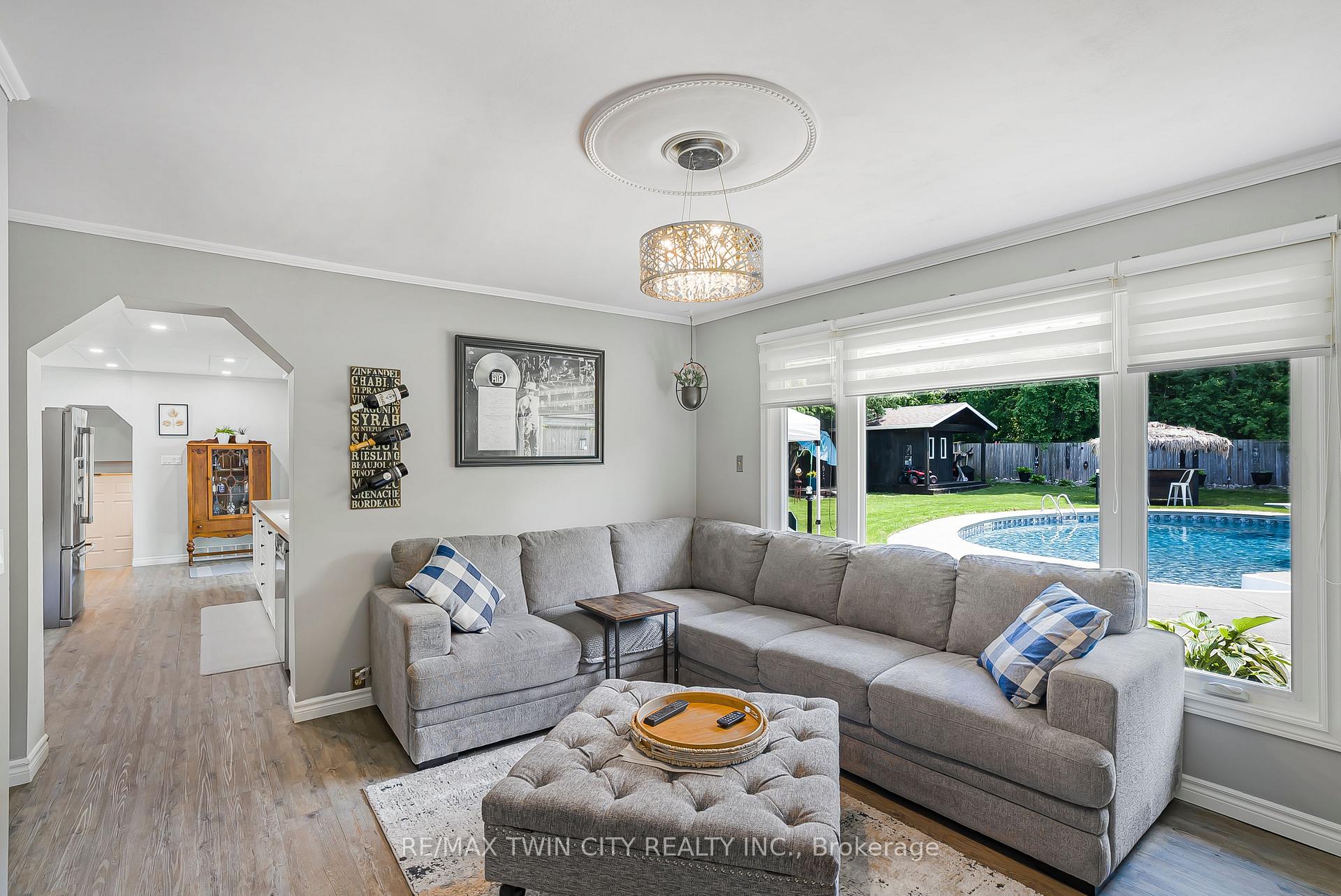Photo 25 of 193 Carson Drive, Kitchener — HOMEH