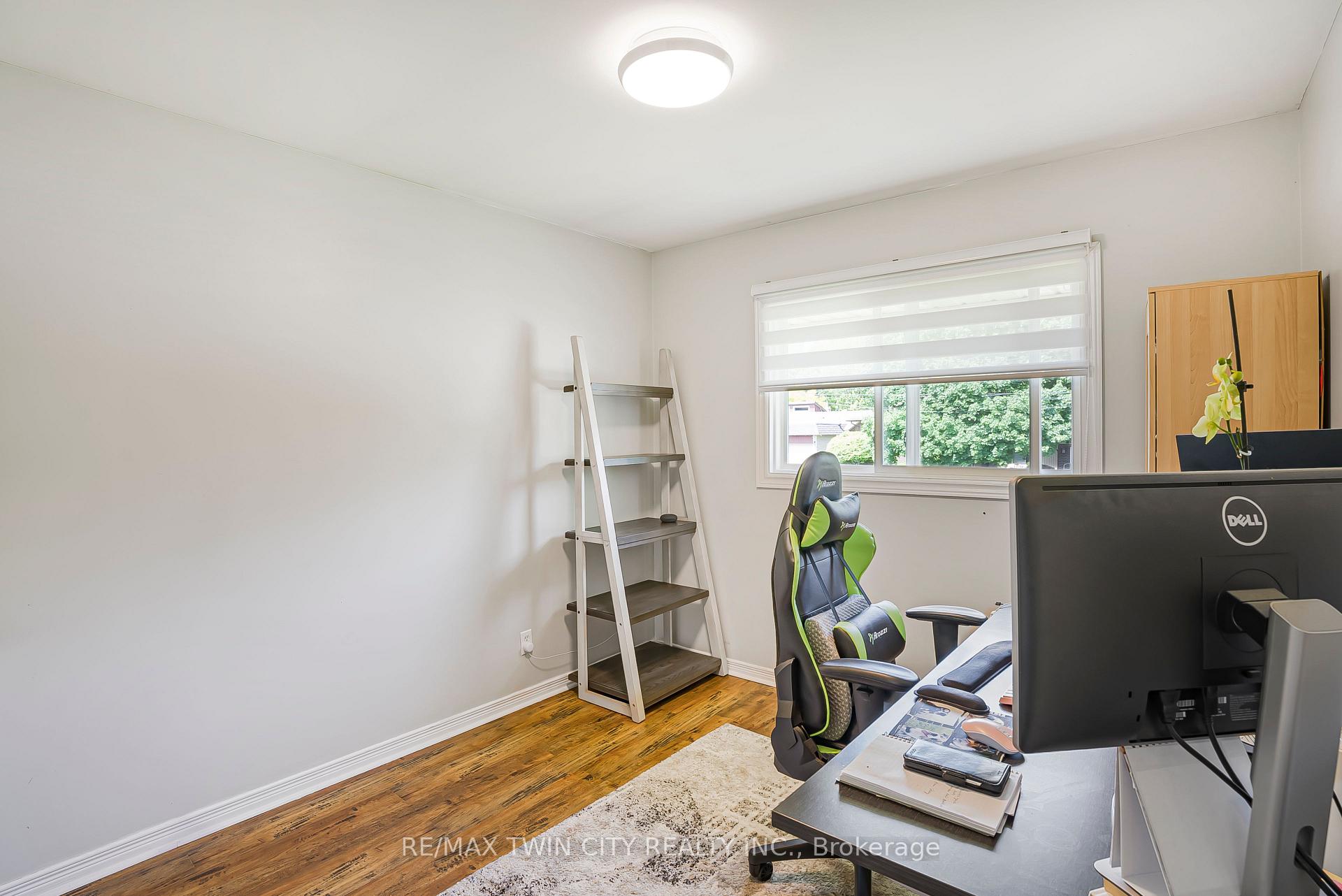 Photo 33 of 193 Carson Drive, Kitchener — HOMEH