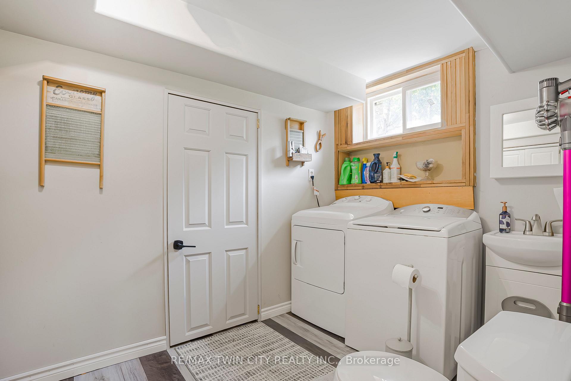 Photo 39 of 193 Carson Drive, Kitchener — HOMEH