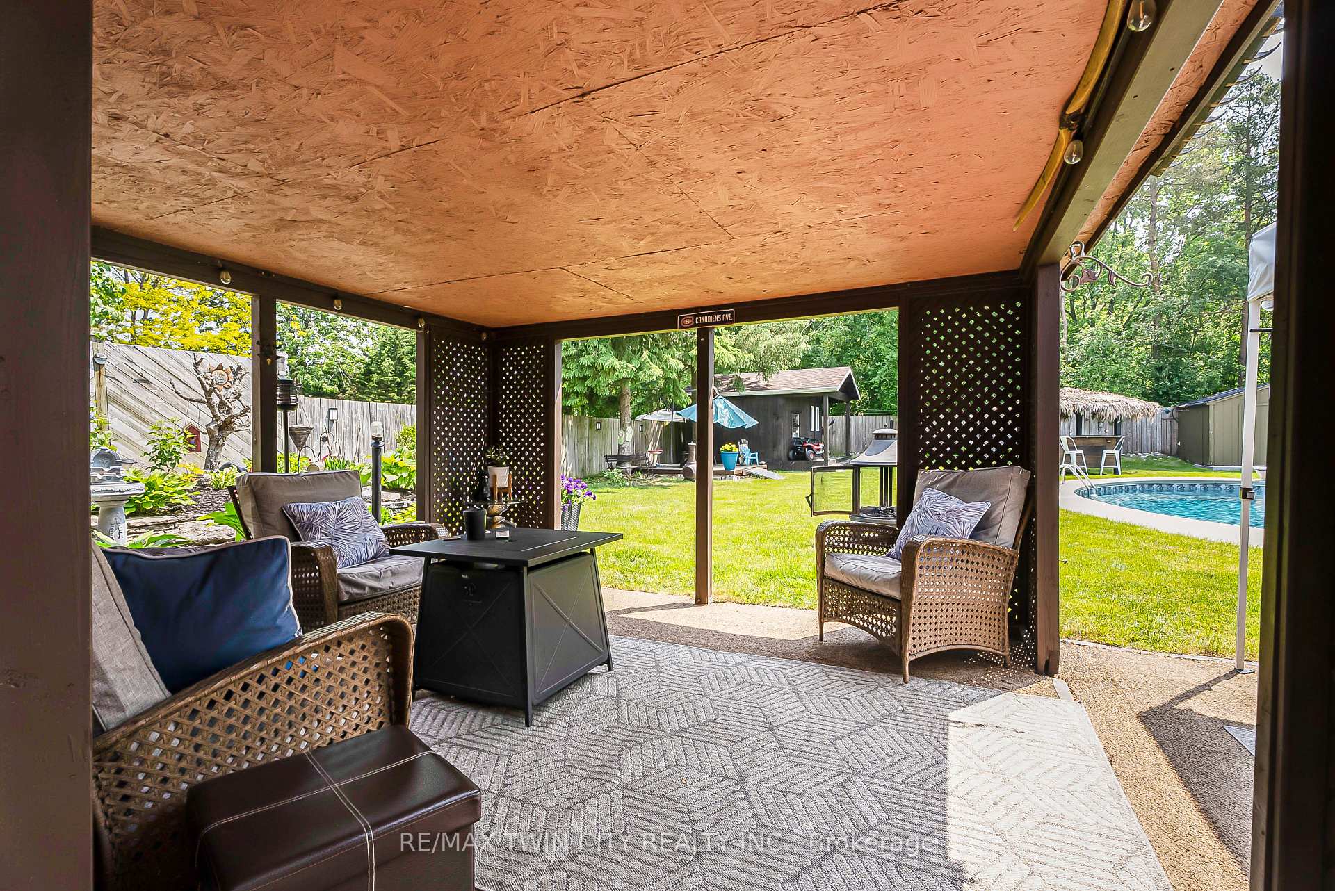 Photo 46 of 193 Carson Drive, Kitchener — HOMEH